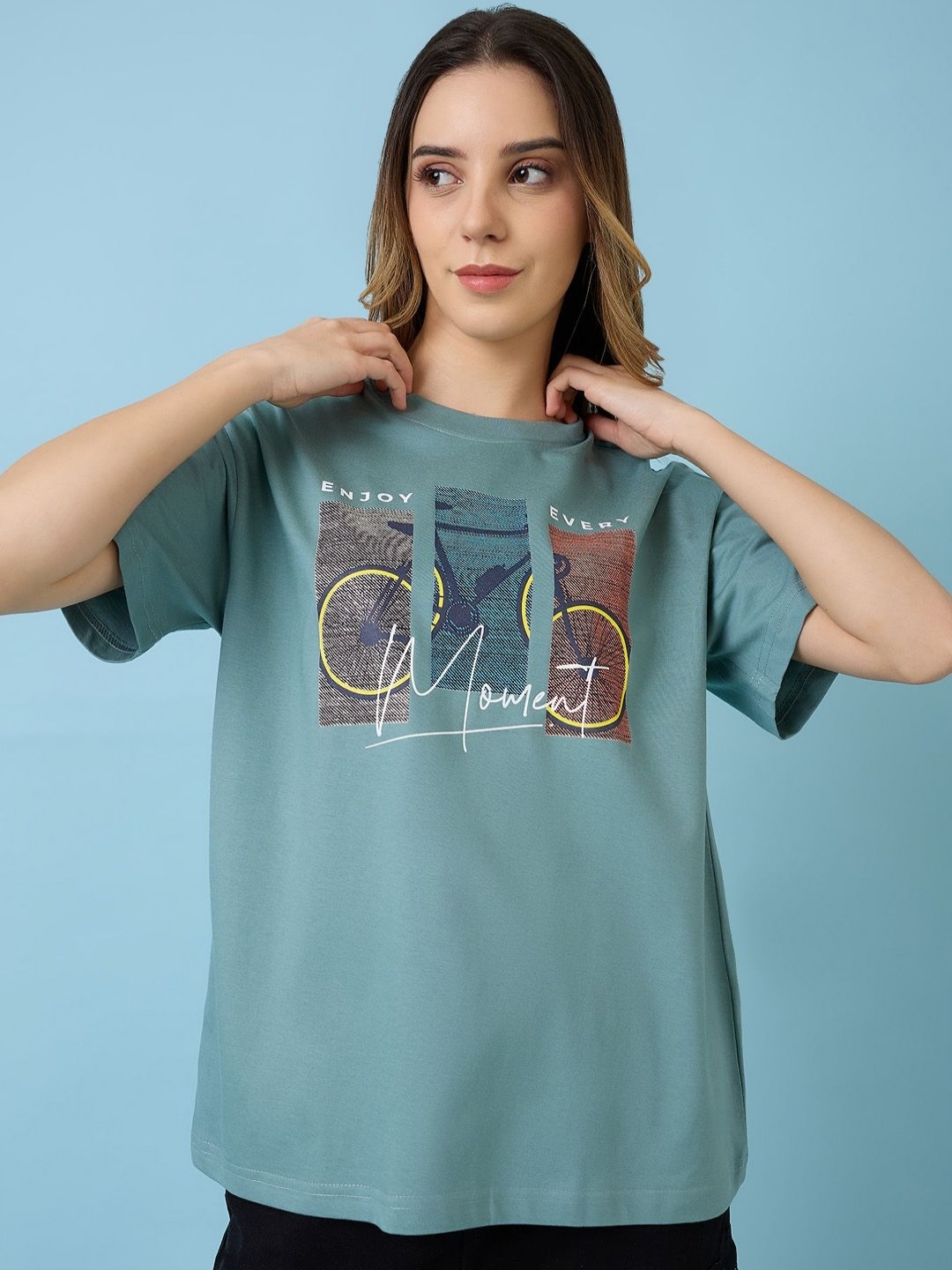 

Mast & Harbour Women Printed Applique T-shirt, Sea green