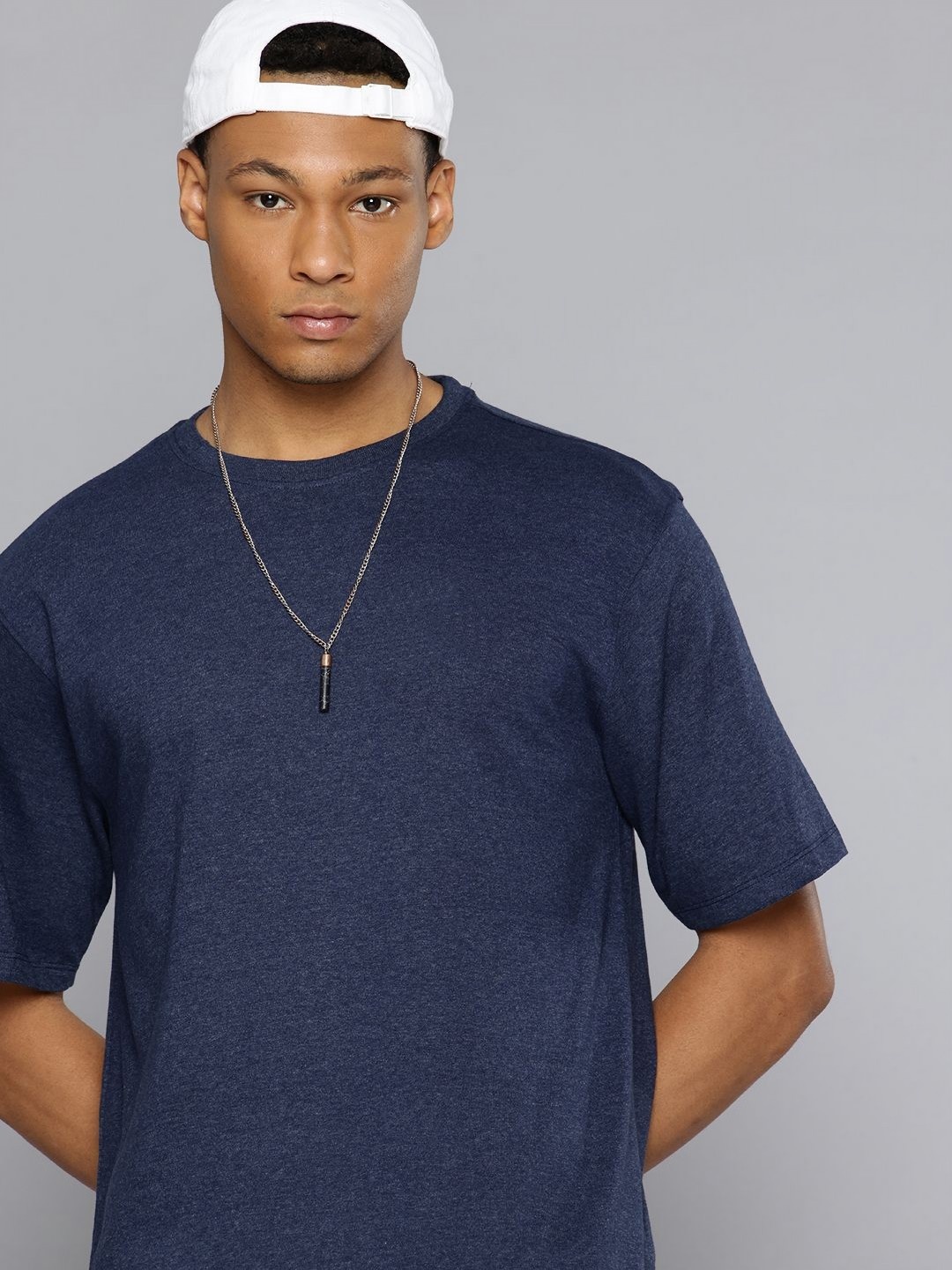 

R.Code by The Roadster Life Co. Men Printed Applique T-shirt, Navy blue