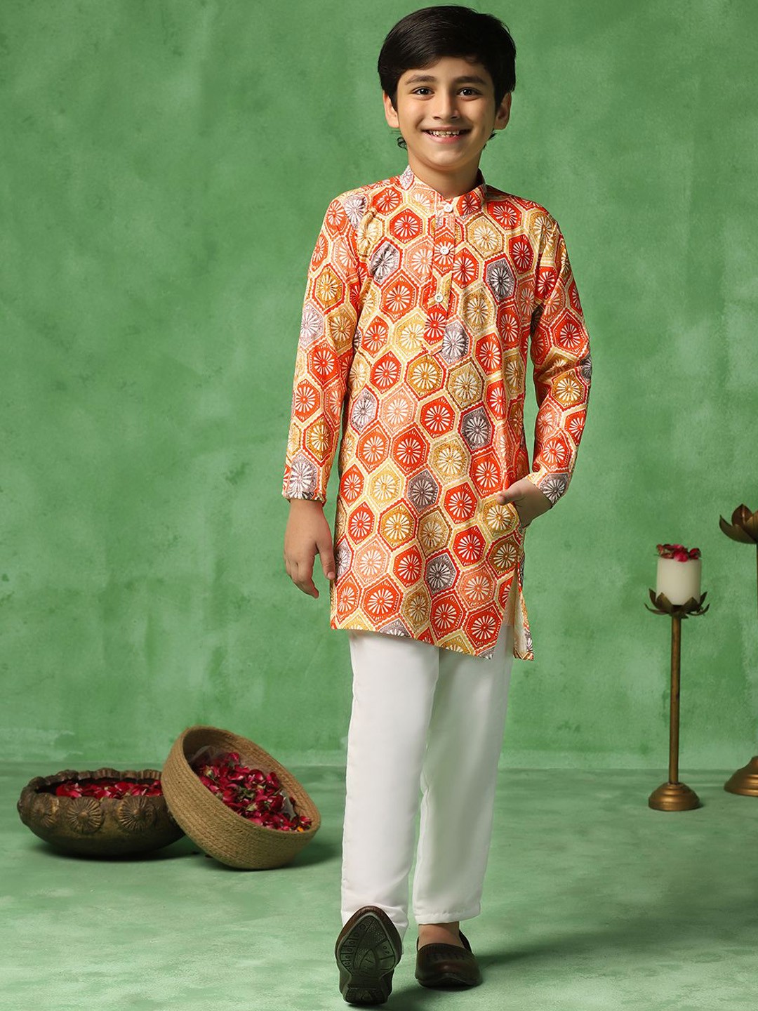 

BAESD Boys Printed Regular Kurta with Trousers, Multi