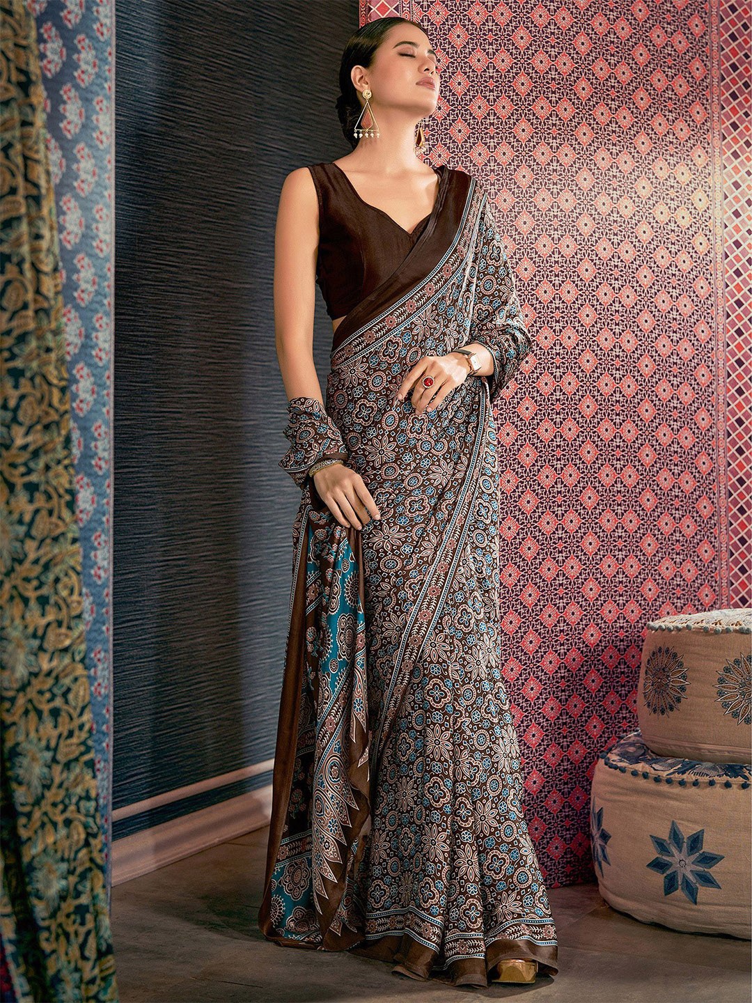 

Mitera Floral Poly Crepe Block Print Saree, Brown