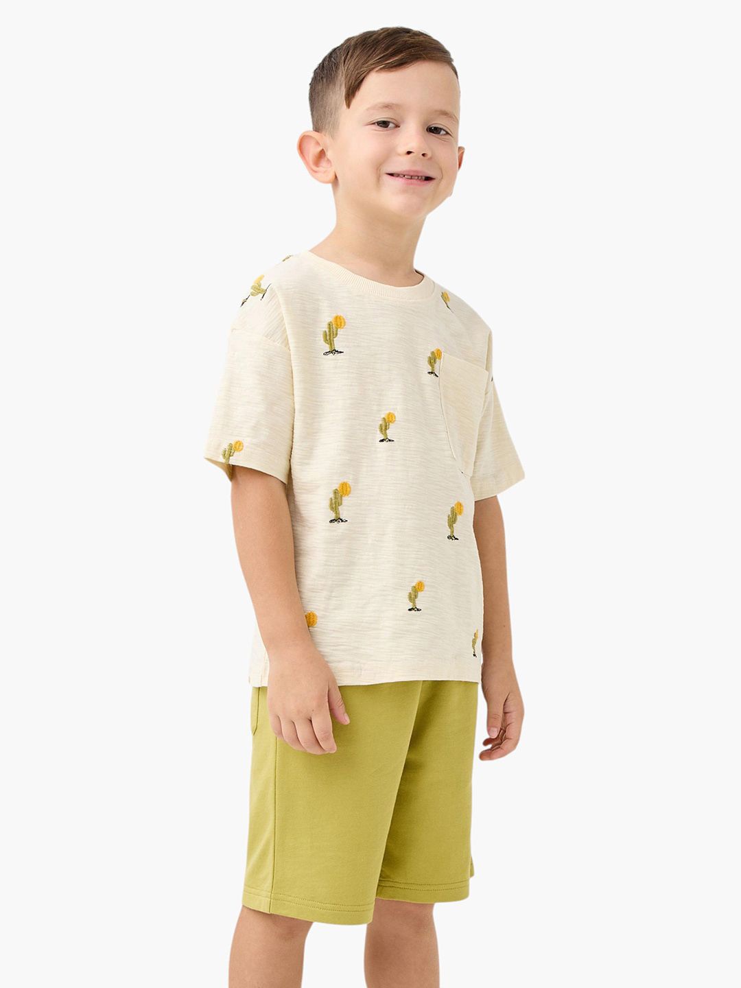 

Juniors by Babyshop Boys T-shirt with Shorts, Off white