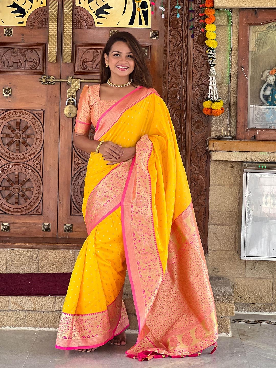 

Ekta Textiles Woven Design Zari Pure Silk Paithani Saree, Yellow