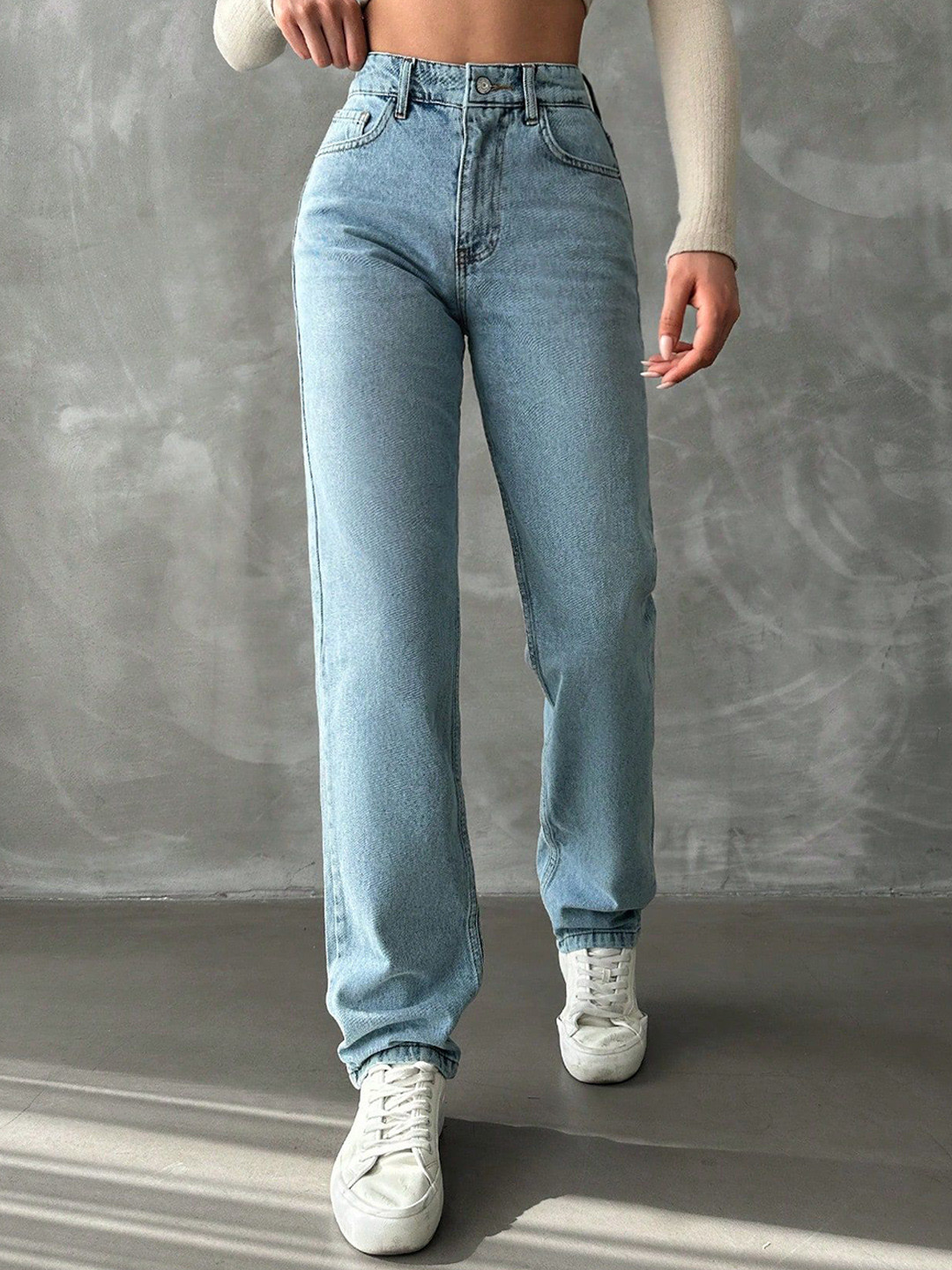 

DressBerry Women Comfort Straight Fit High-Rise Light Fade Acid Wash Stretchable Jeans, Blue