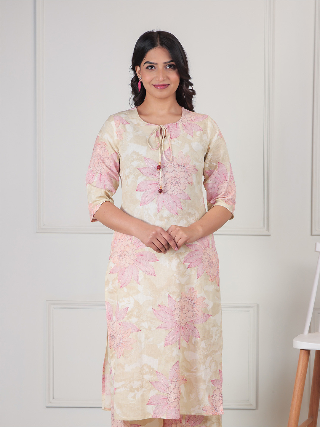 

Aramya Floral Printed Tie-Ups Cotton Straight Kurta, Beige