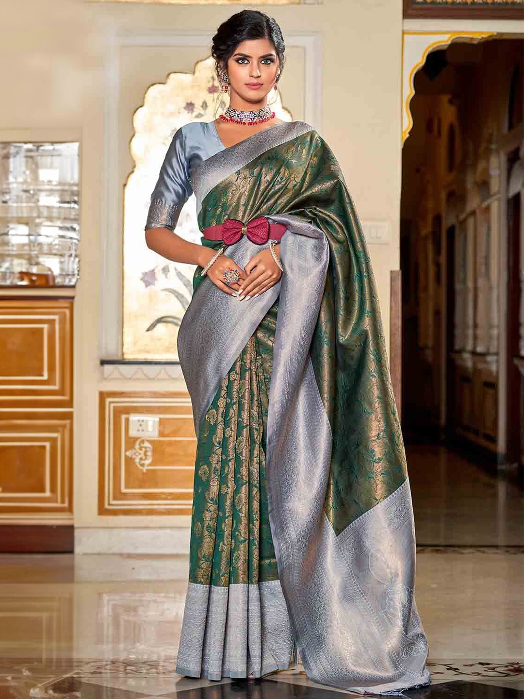 

FASHION STROM Woven Design Zari Silk Blend Banarasi Saree, Green