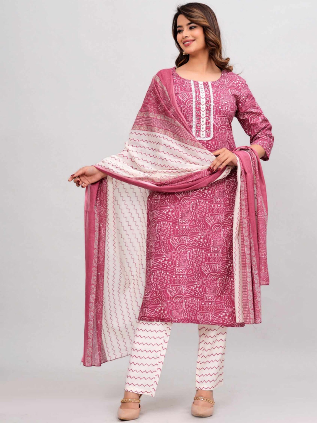 

Moda Rapido Women Ethnic Motifs Printed Regular Kantha Work Pure Cotton Kurta with Palazzos & With Dupatta, Maroon