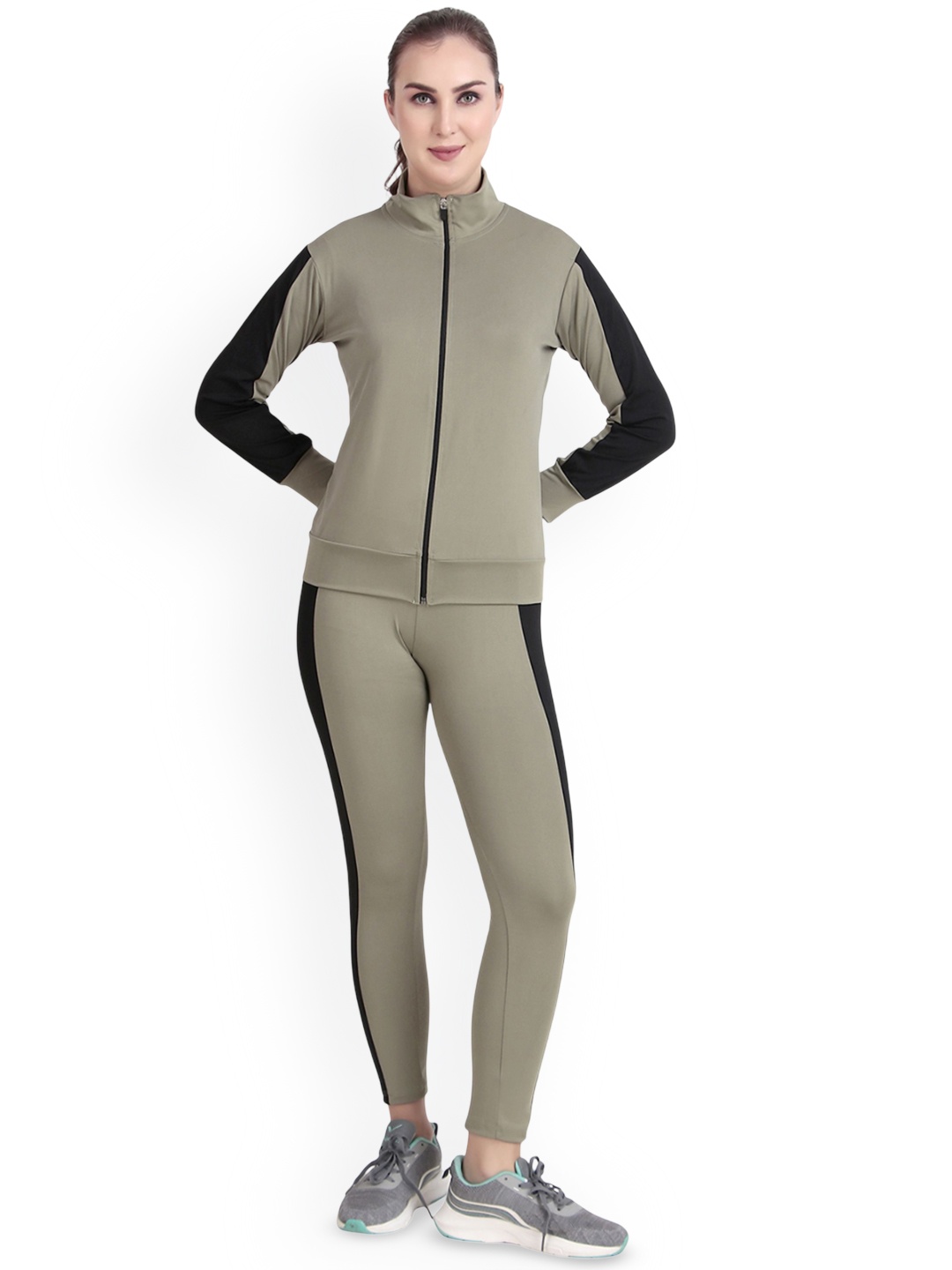 

Benzos Women's Mock Collar Tracksuit, Green