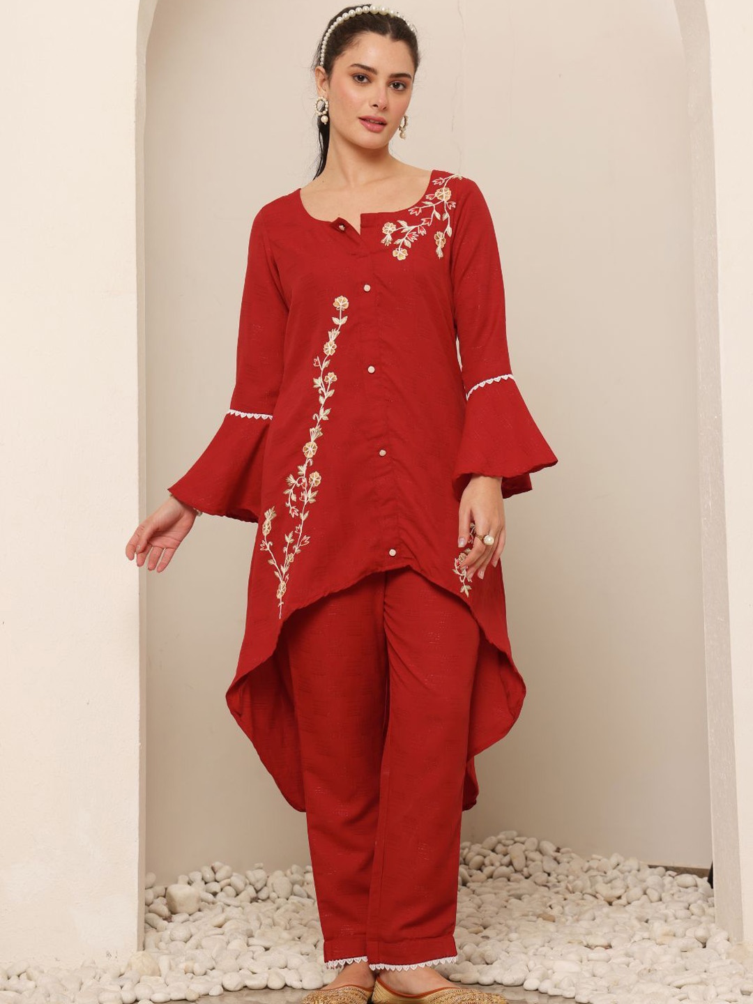

Lative Colours of Fashion Embroidered Round Neck A-Line Tunic With Trousers, Red