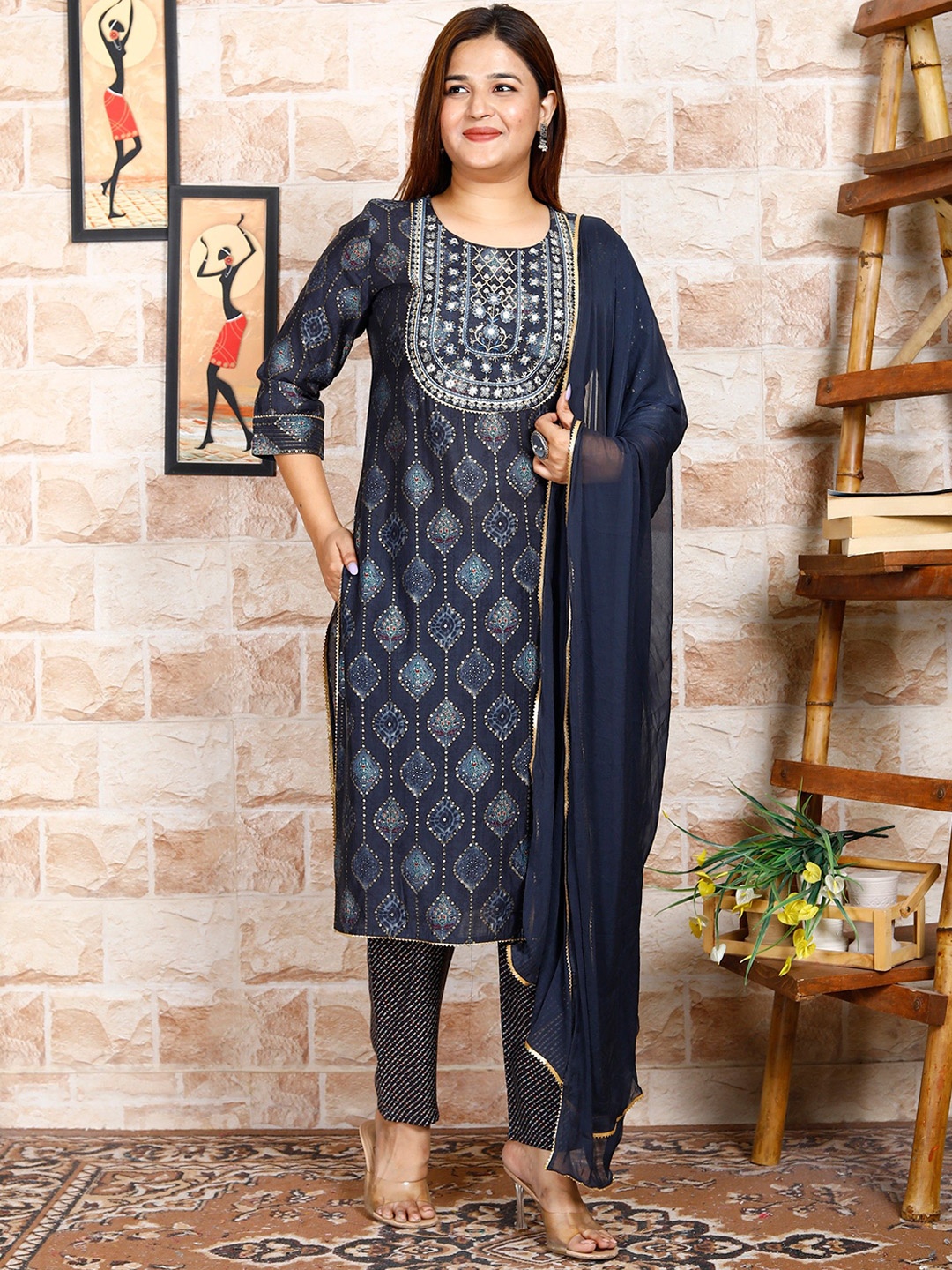 

h4u Women Floral Yoke Design Regular Chanderi Cotton Kurta with Trousers & With Dupatta, Blue