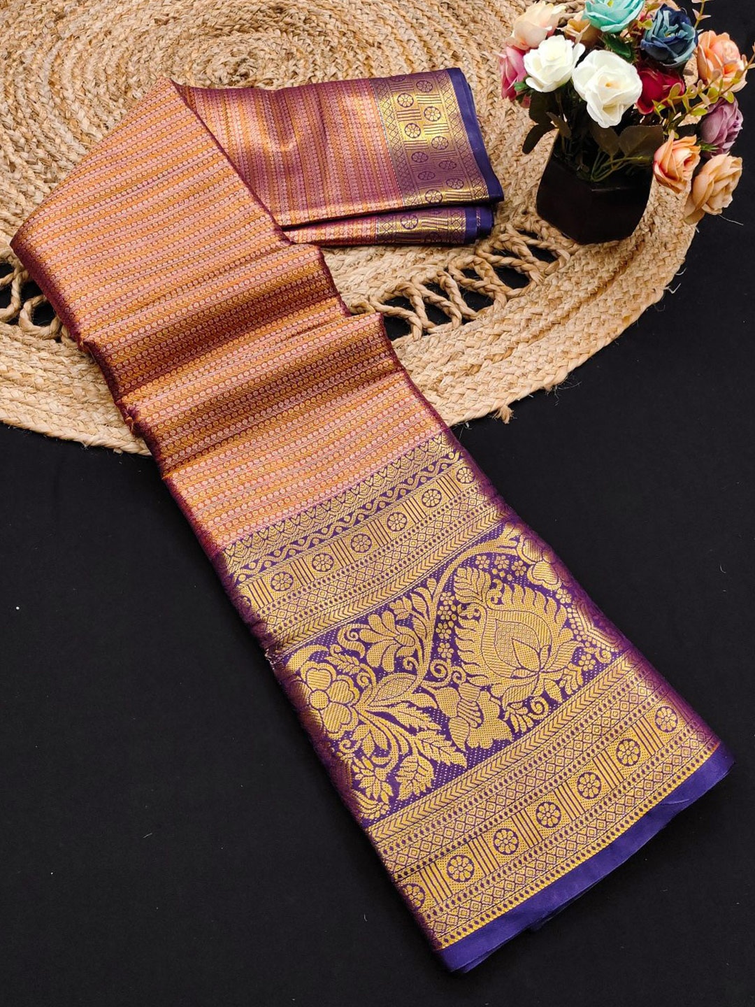 

yourwish Woven Design Zari Pure Silk Kanjeevaram Saree, Brown