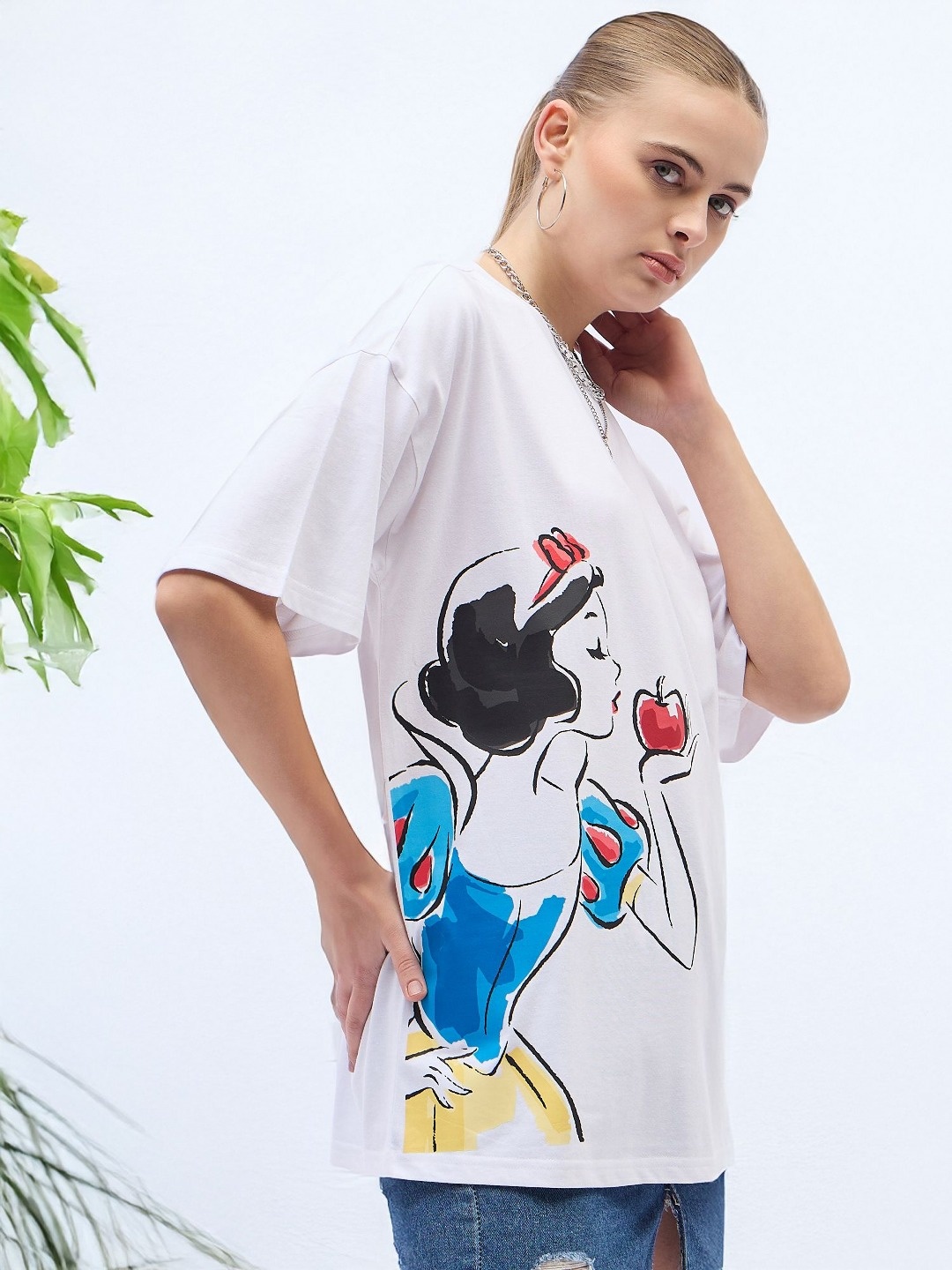 

DressBerry Women Printed Drop-Shoulder Sleeves T-shirt, White