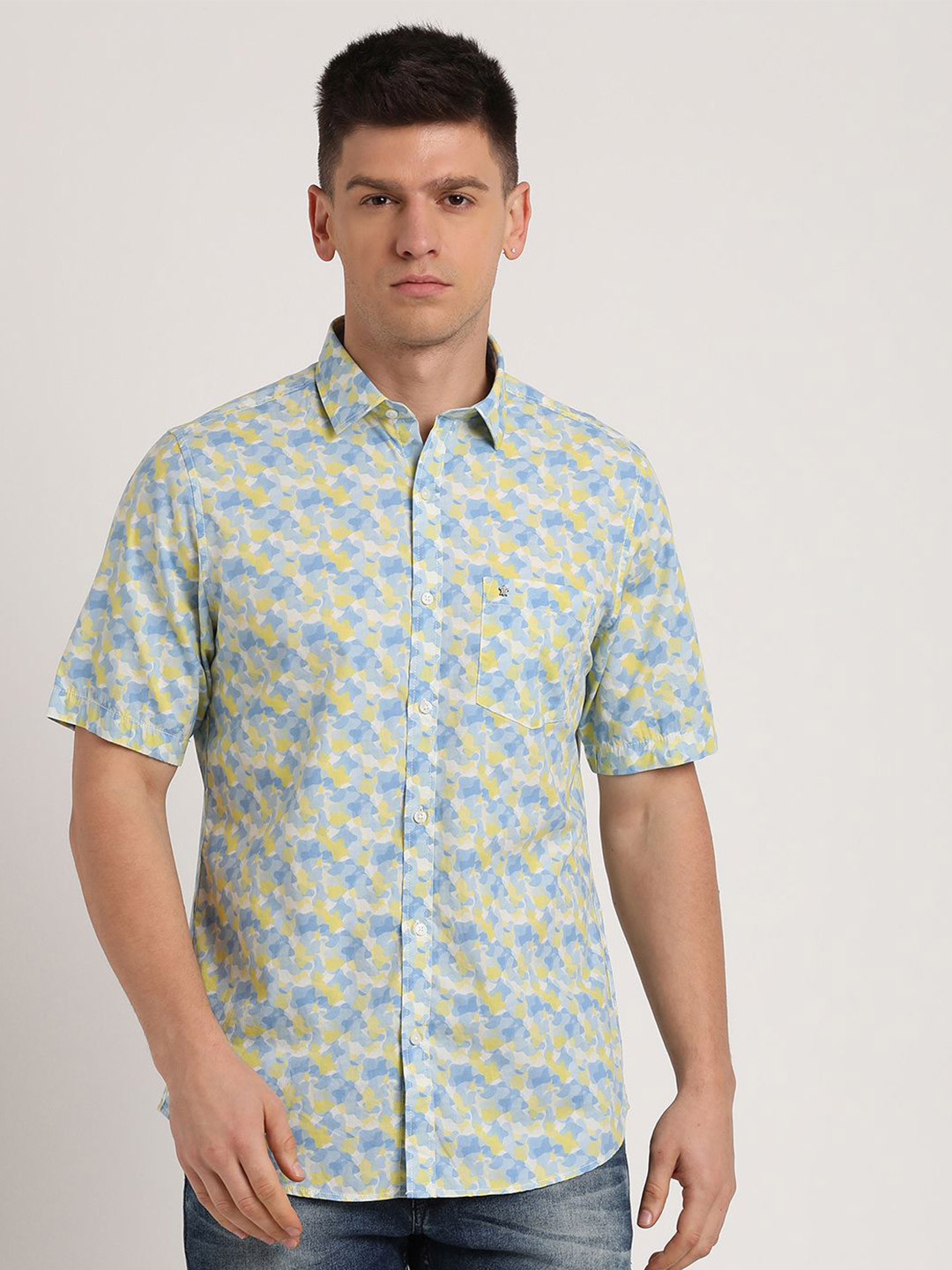 

Turtle Men Relaxed Slim Fit Floral Opaque Printed Casual Shirt, Blue