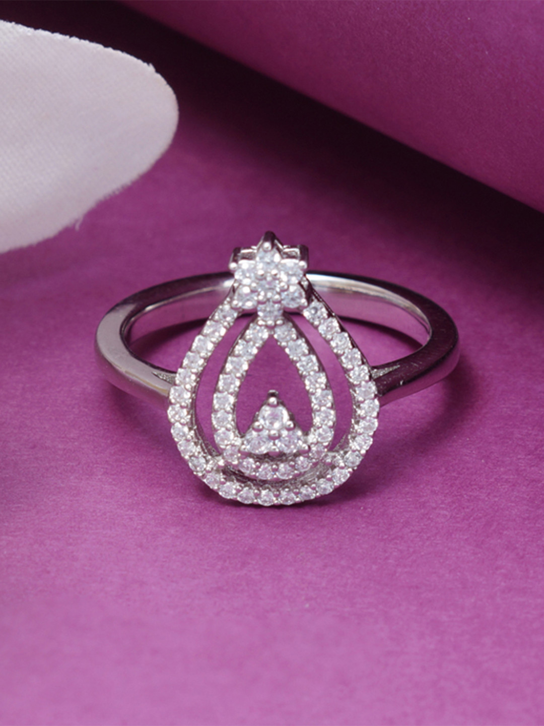 

Tuanz Silver Jewelry 925 Sterling Silver Rhodium-Plated Cubic Zirconia-Studded Finger Ring