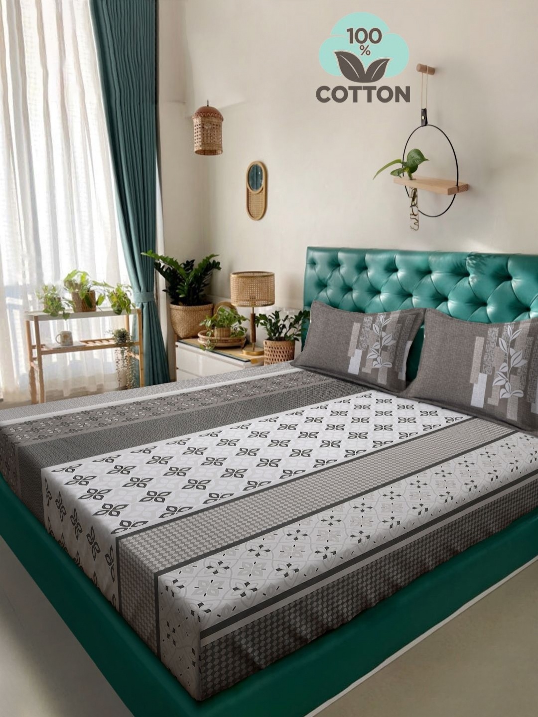 

Myntra Elegant Homes Black Printed Pure Cotton 400 TC King Bedsheet Set 2.7 m X 2.7 m