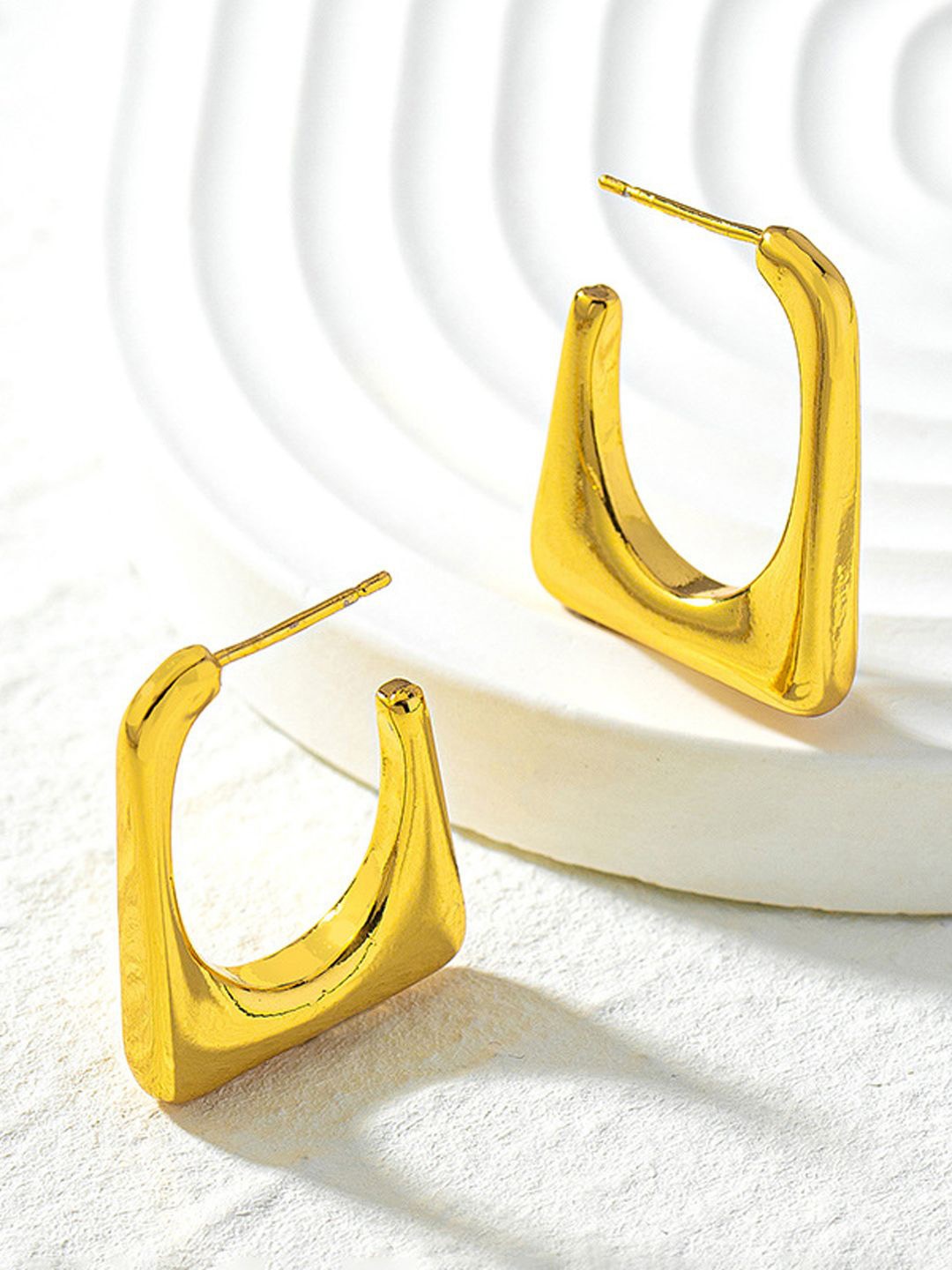 

KRENOZ Gold-Plated Stainless Steel Open Square Shaped Hoop Earrings