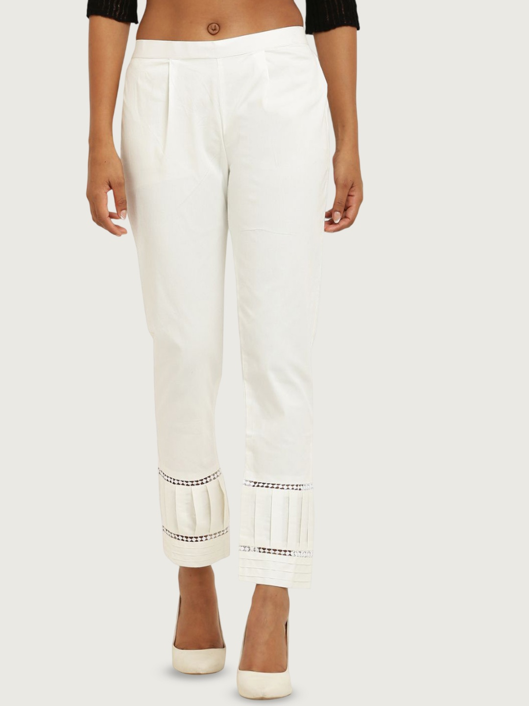 

Sellingsea Women Trousers, White