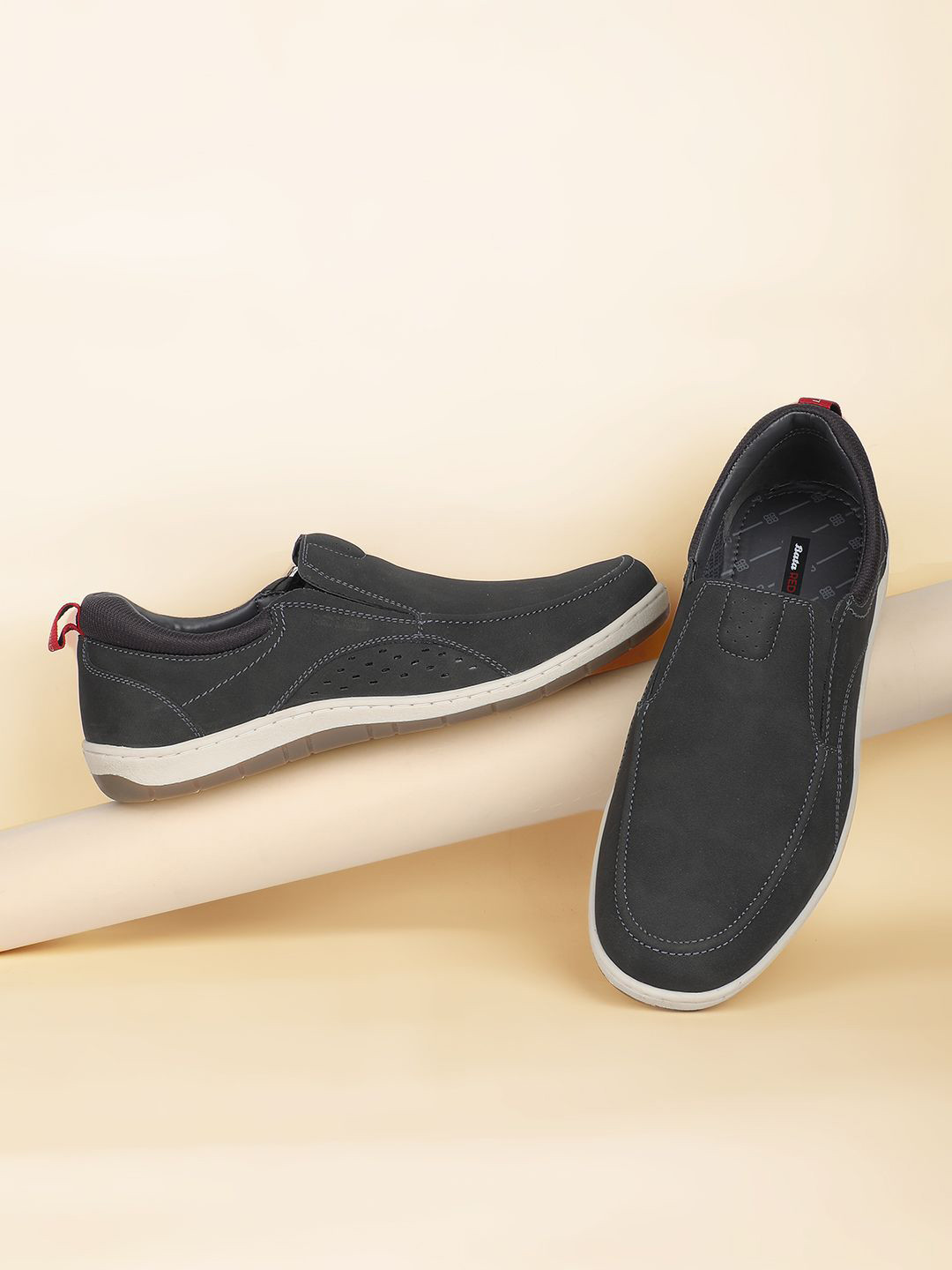 

Bata Men Slip-On Sneakers, Grey