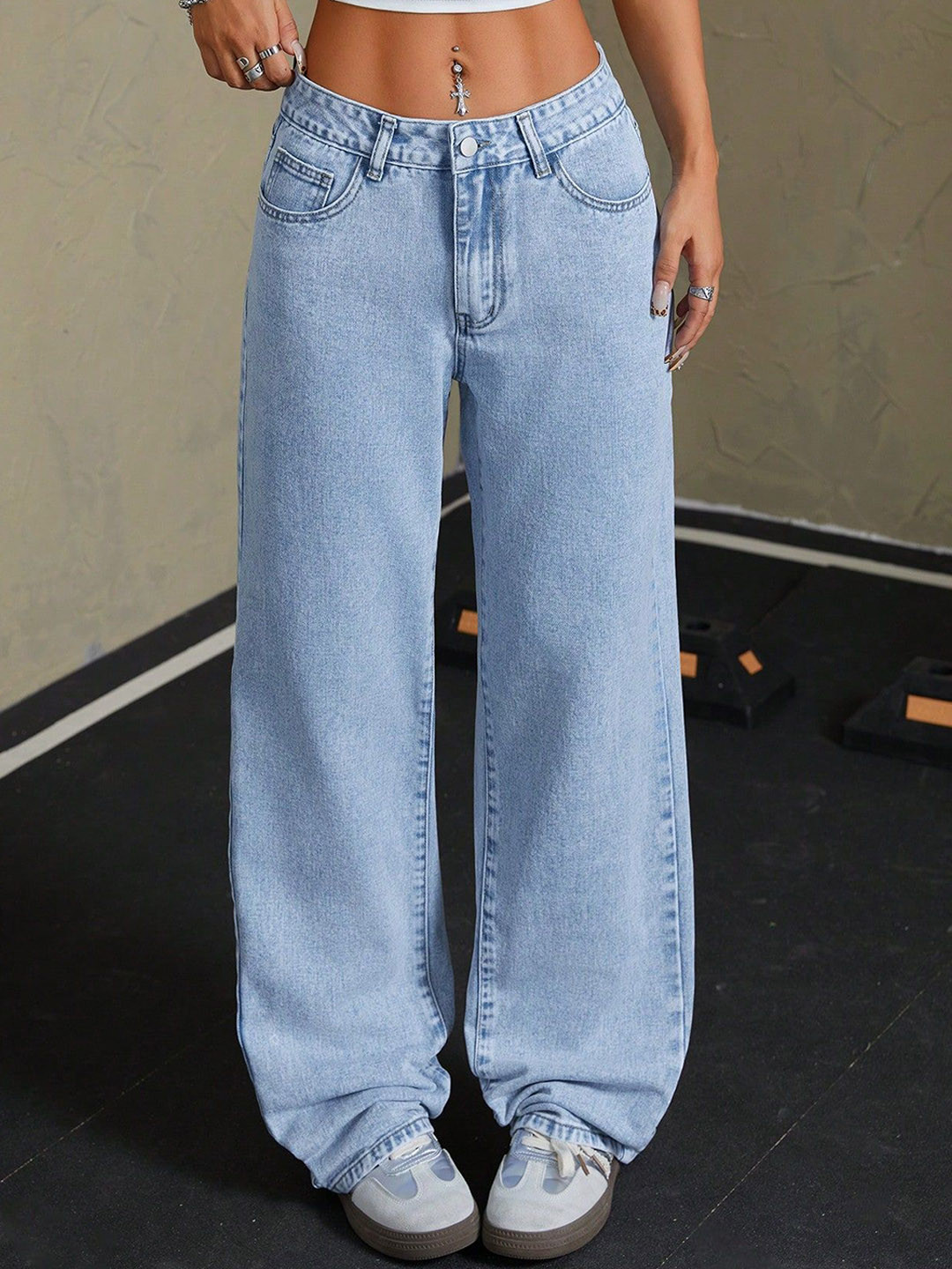 

DressBerry Women Comfort Straight Fit High-Rise Light Fade Acid Wash Stretchable Jeans, Blue