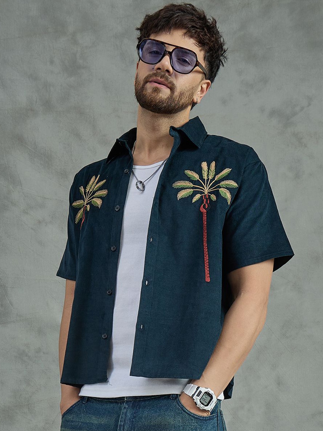 

FUGAZEEMen Regular Fit Opaque Casual Shirt With Vest, Navy blue