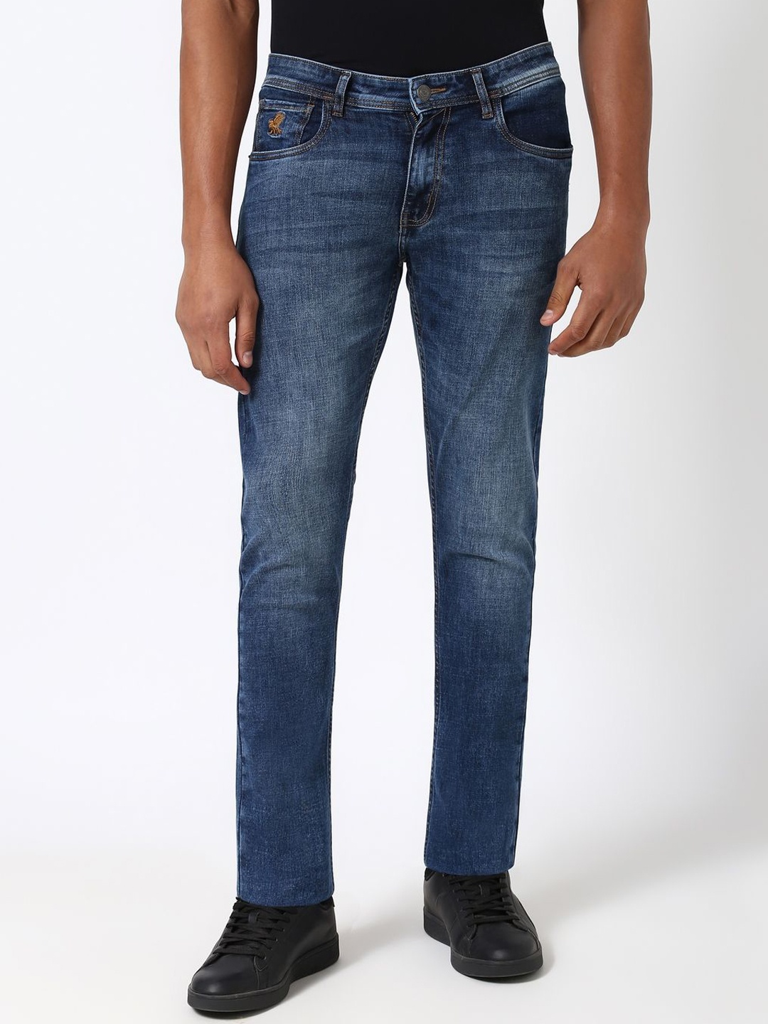 

Peter England Casuals Men Slim Fit Low Distress Heavy Fade Jeans, Blue