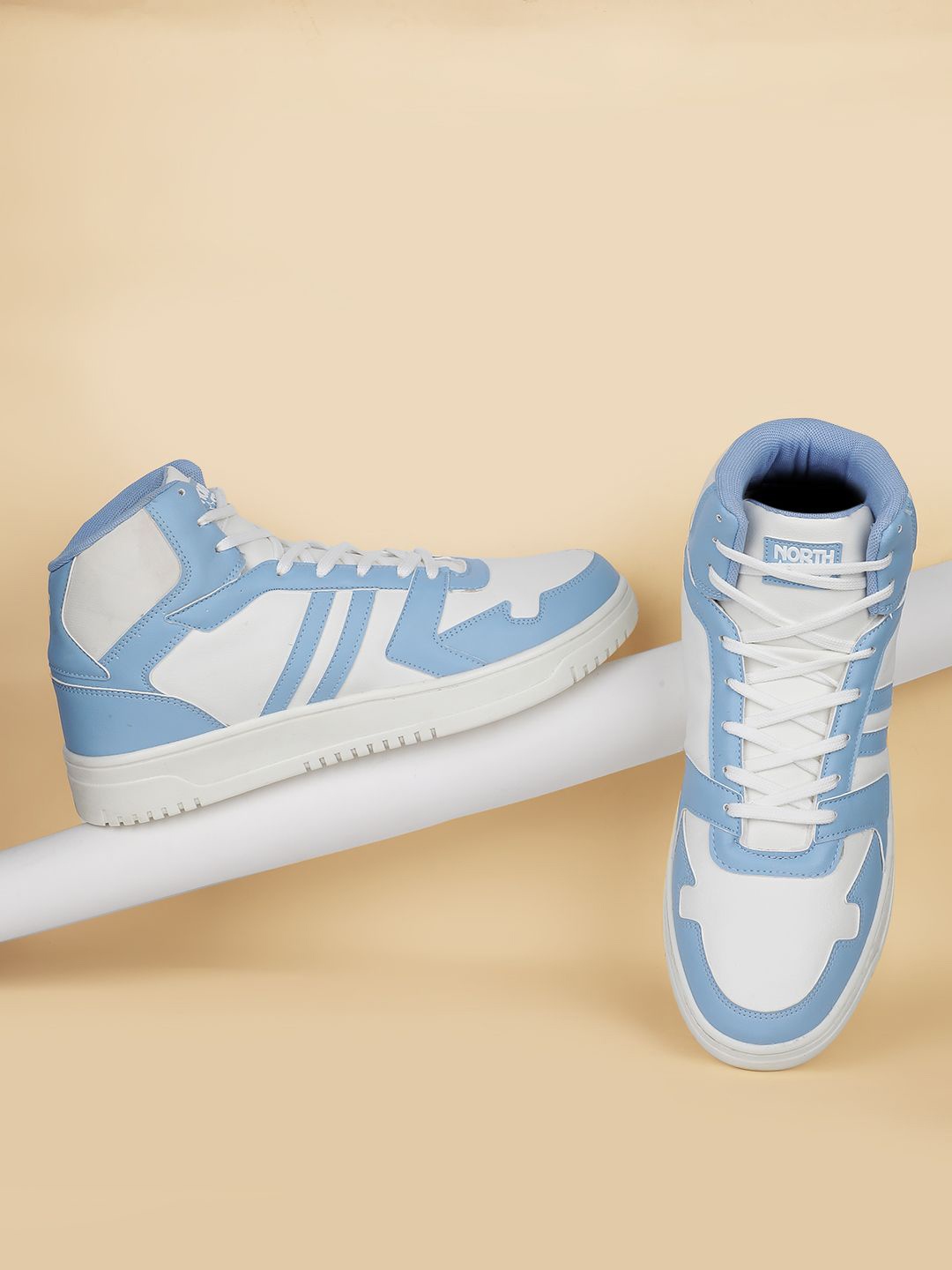 

North Star Men Sneakers, White