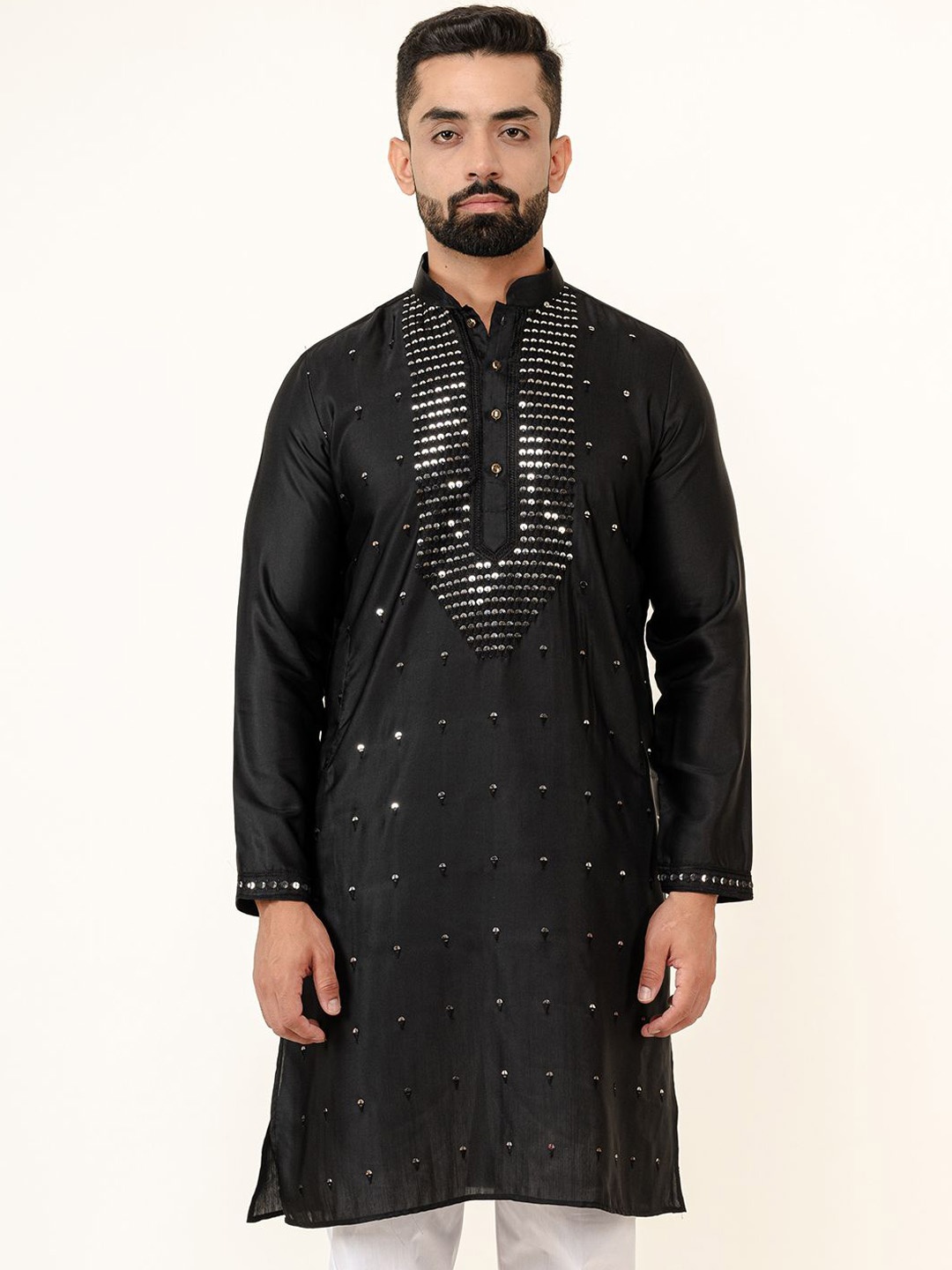 

Tistabene Geometric Mandarin Collar Thread Work Handloom Straight Kurta, Black
