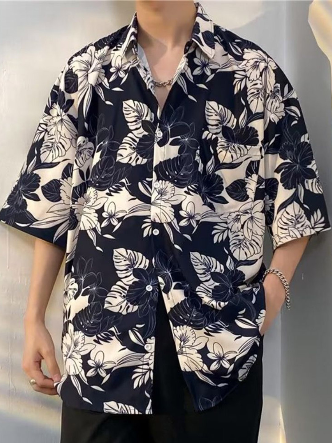 

HERE&NOW Men Floral Opaque Casual Shirt, Navy blue