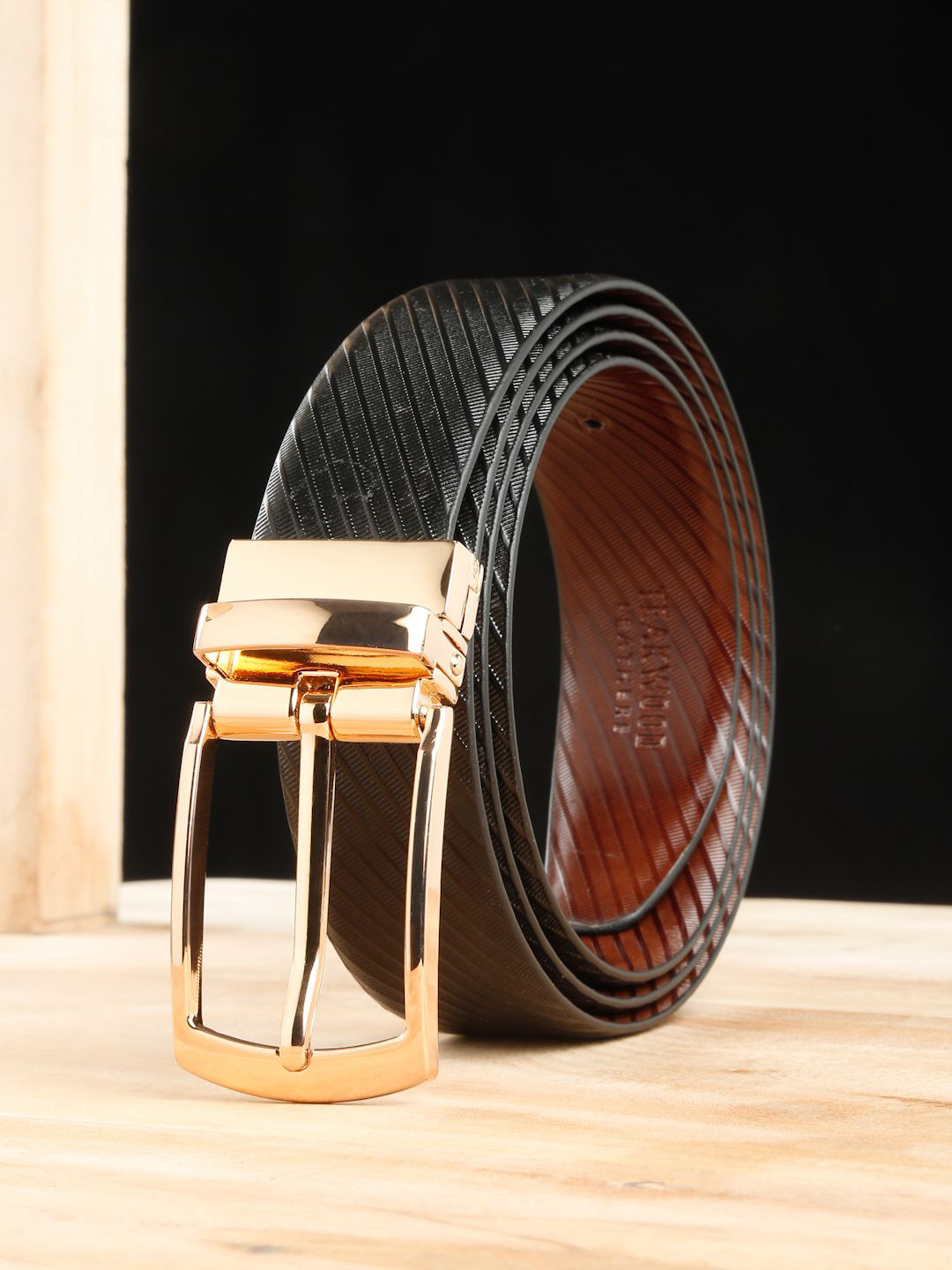 

Teakwood Leathers Men Textured Leather Reversible Formal Belt, Black