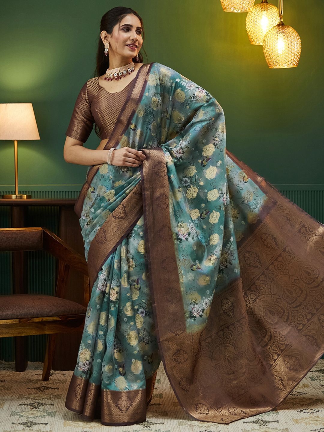 

Satrani Floral Zari Pure Silk Chanderi Saree, Brown