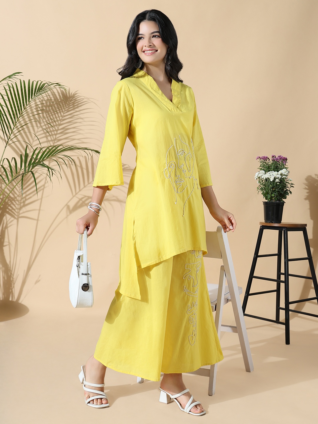 

SHOWOFF Women Embroidered Regular Thread Work Kurta with Palazzos, Yellow