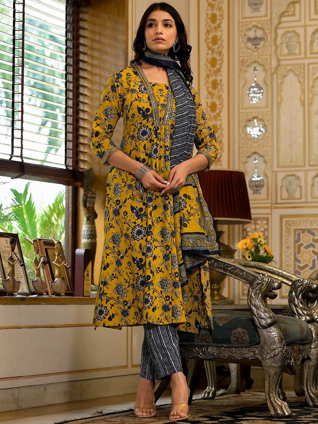 

Moda Rapido Women Floral Printed Regular Pure Cotton Kurta with Trousers & With Dupatta, Yellow