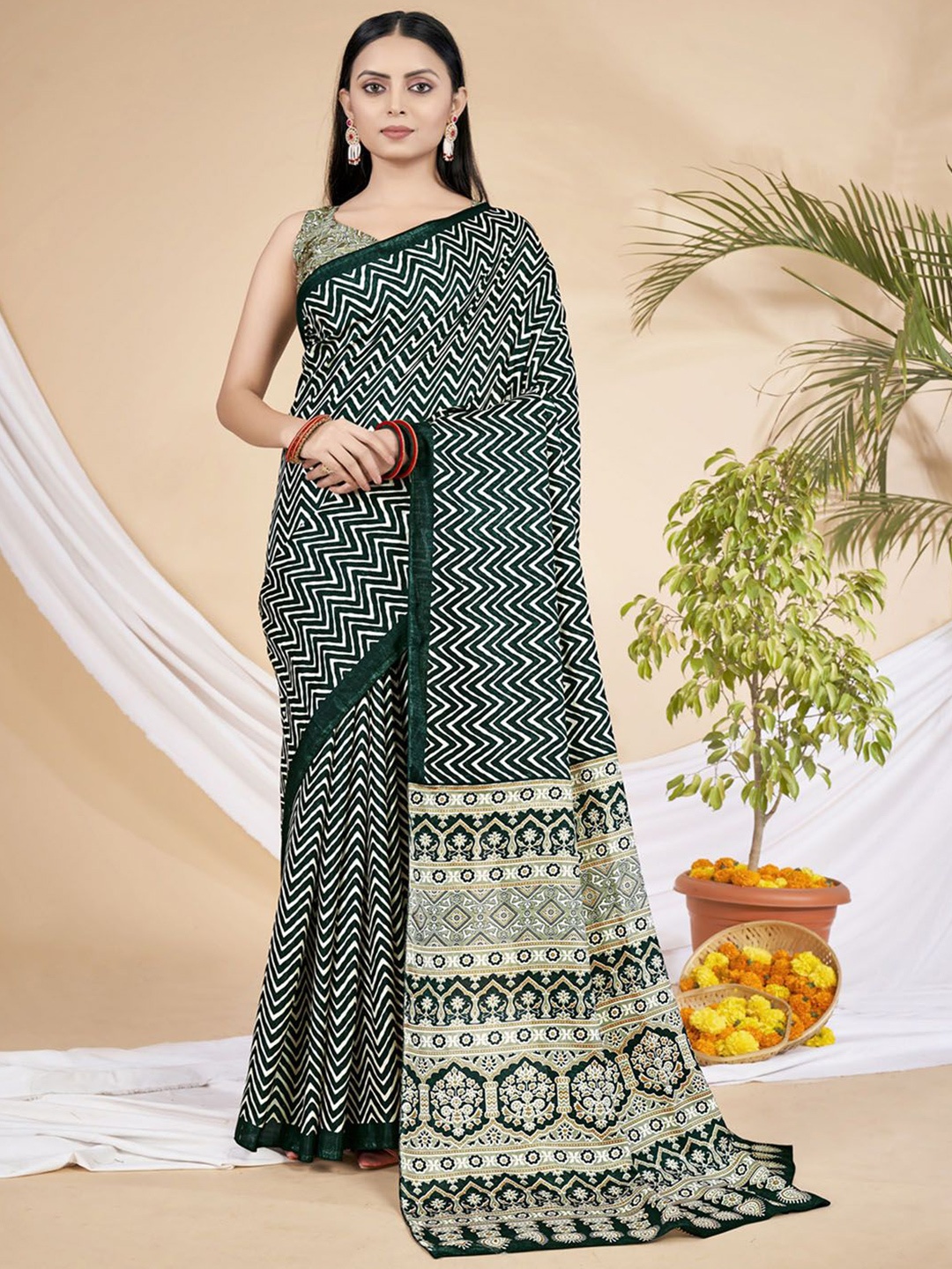 

Mitera Silk Blend Bagh Saree, Green