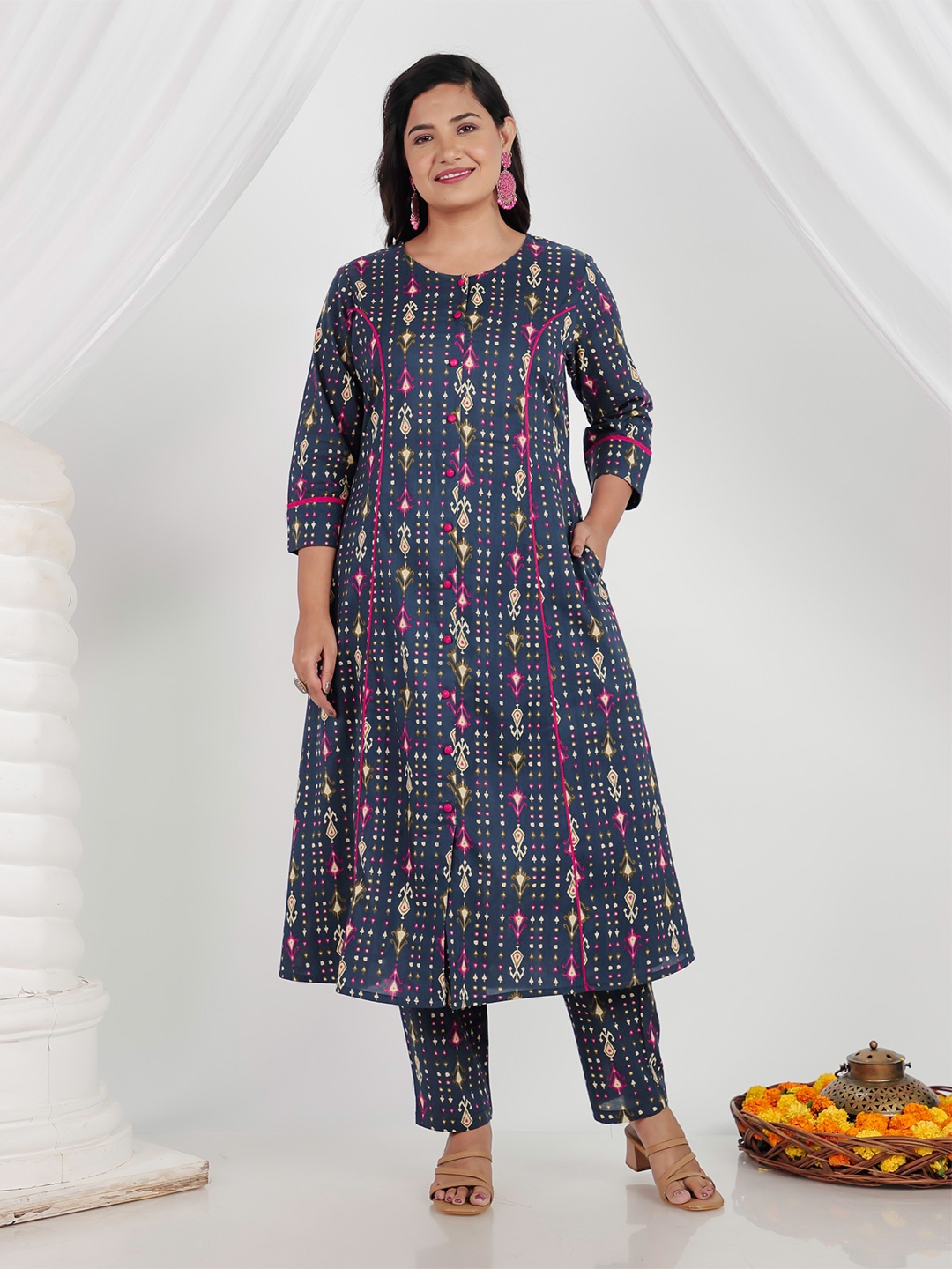 

Aramya Women Ethnic Motifs Printed Regular Pure Cotton Kurta with Trousers, Blue