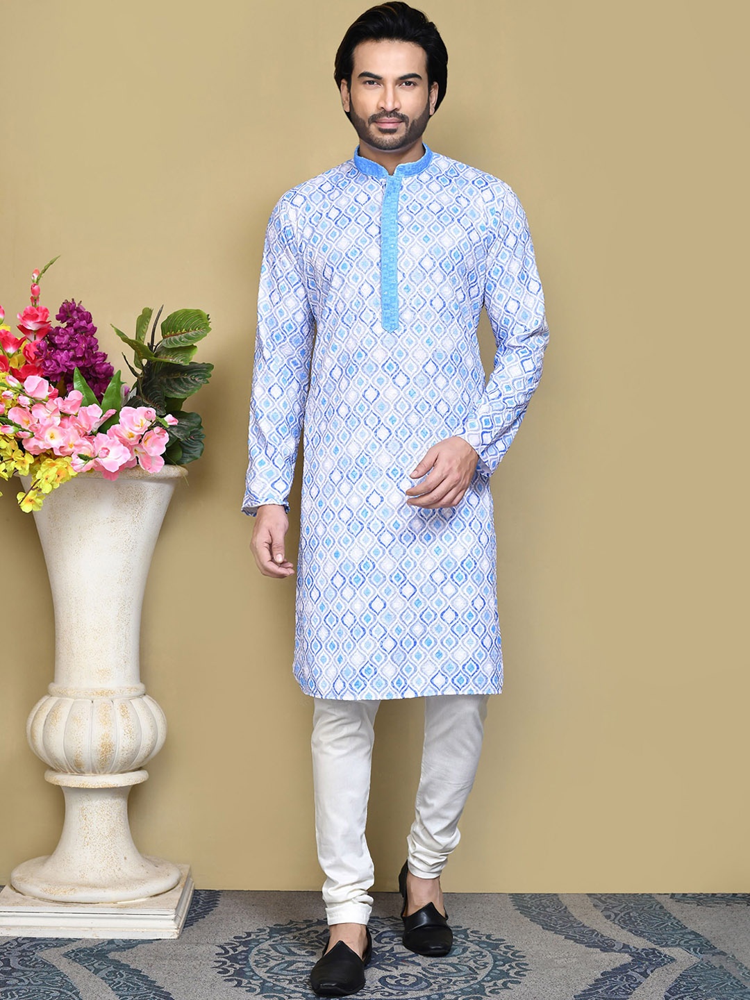 

RANAK Men Embroidered Regular Pure Cotton Kurta with Pyjamas, Blue