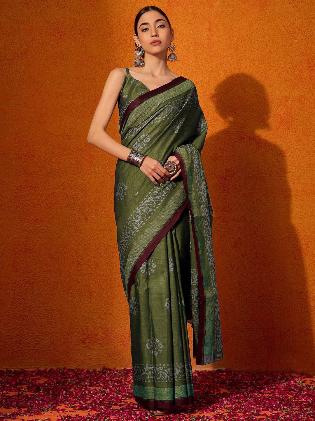 

Mitera Batik Pure Cotton Bagru Saree, Olive