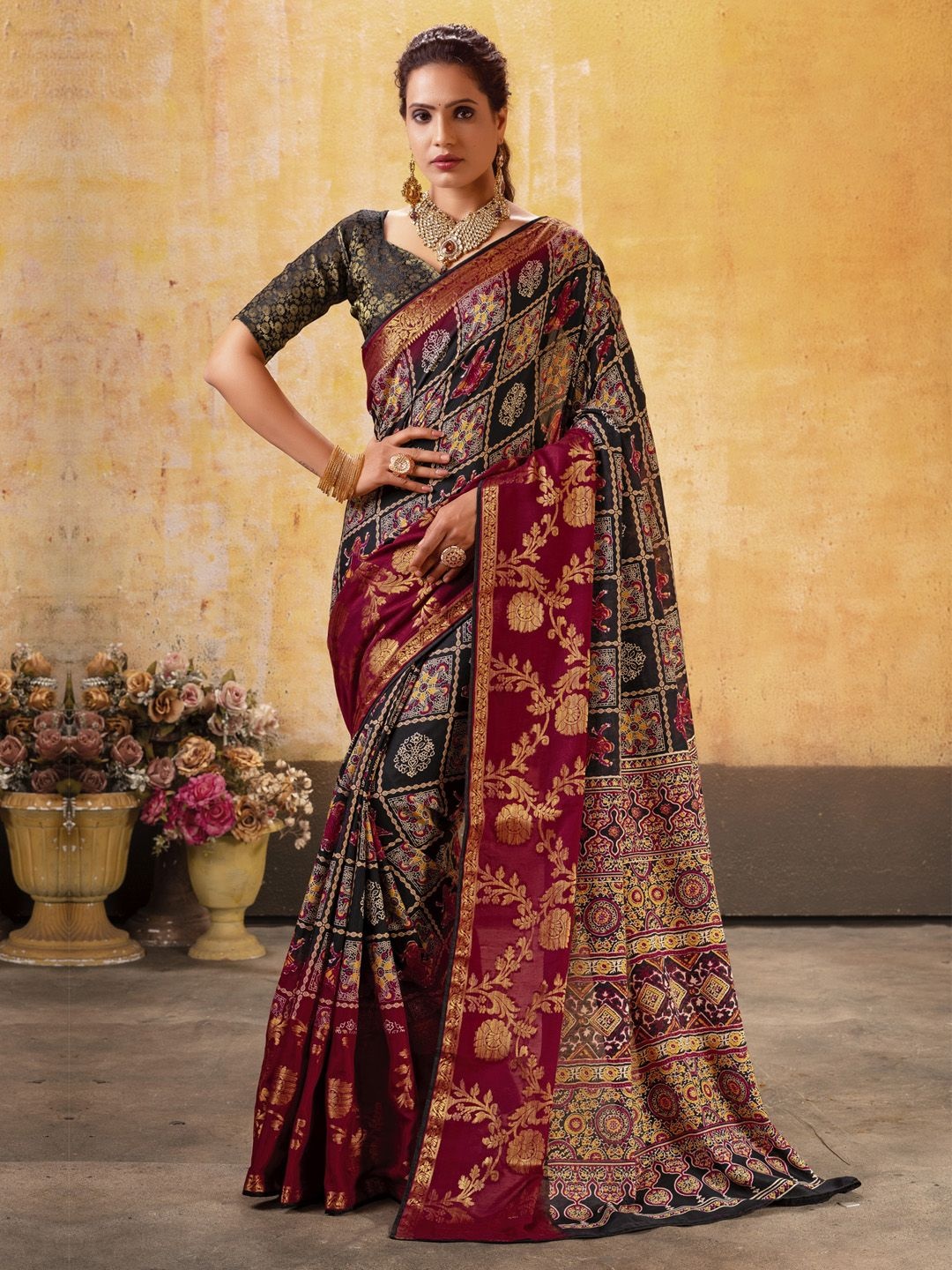 

Mitera Woven Design Patola Saree, Black