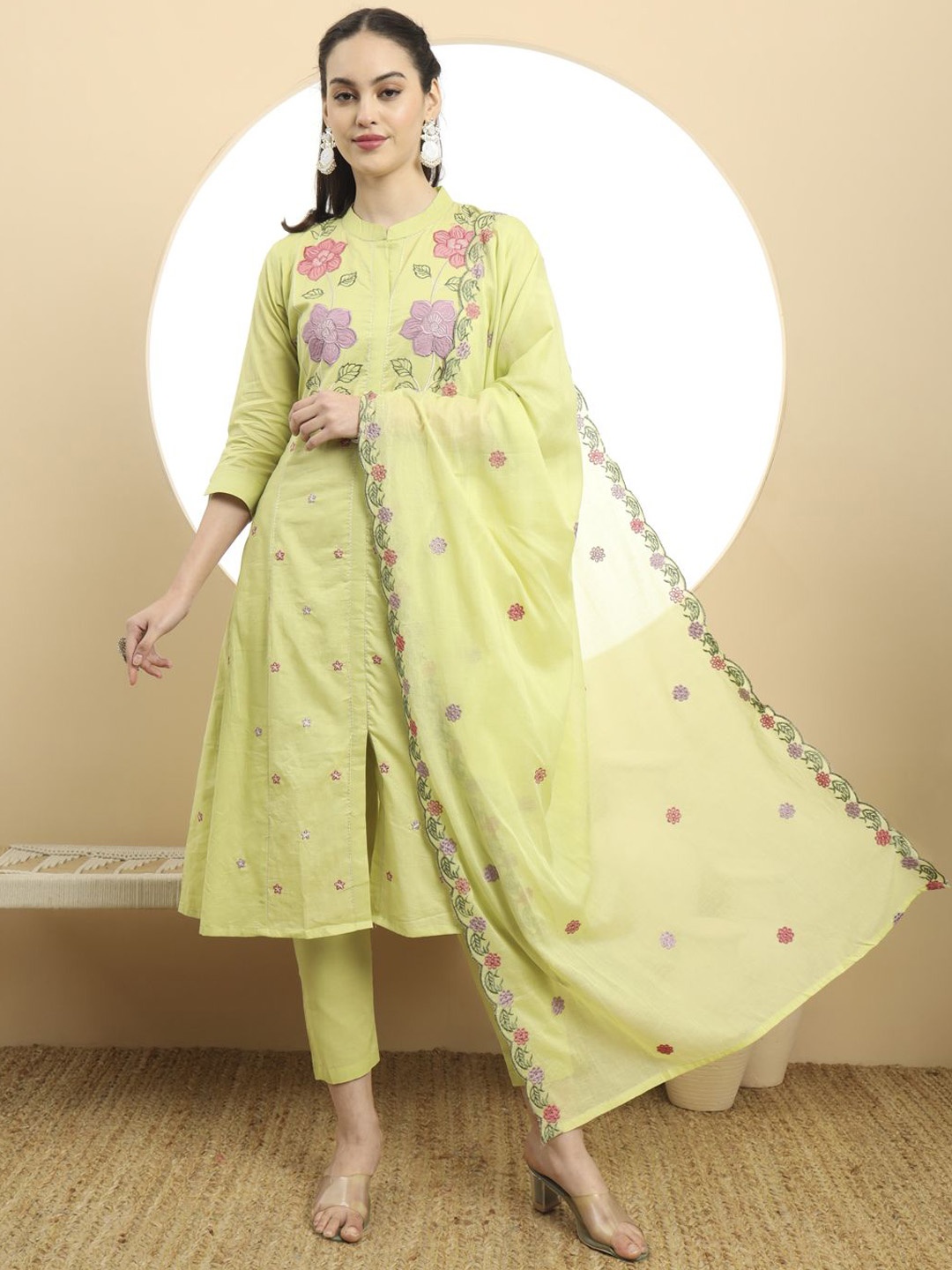 

Yufta Women Floral Embroidered Regular Thread Work Pure Cotton Kurta with Trousers & With Dupatta, Green