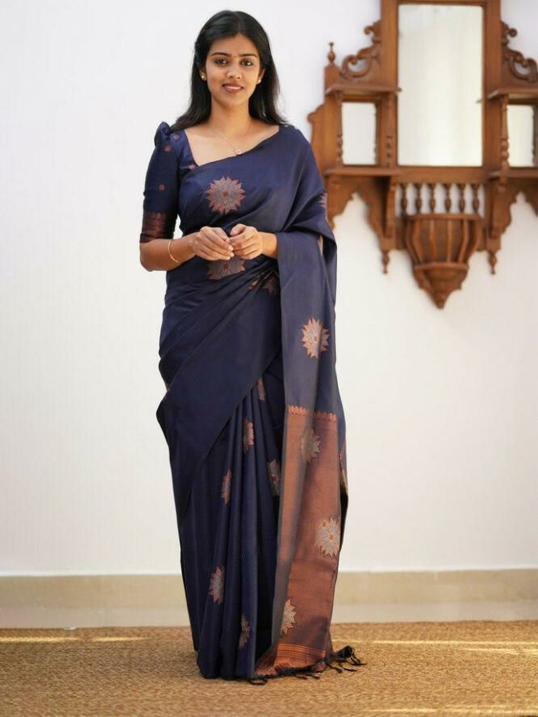 

VILLE FASHION Woven Design Zari Art Silk Kanjeevaram Saree, Blue