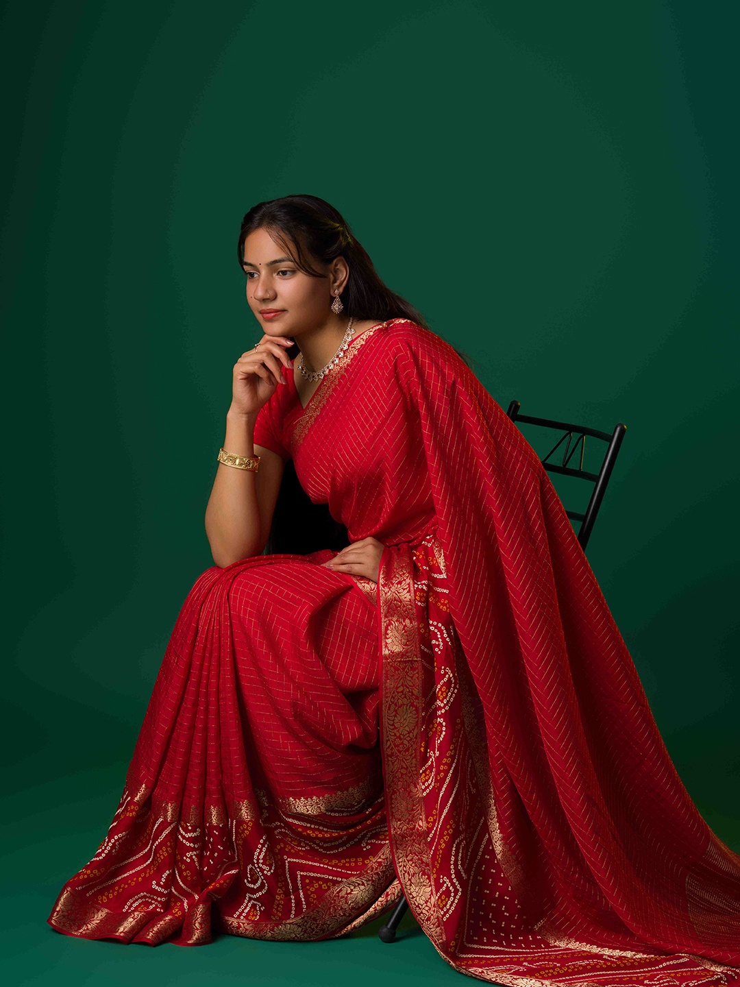 

KCPC BANDHANI Bandhani Zari Silk Cotton Bandhani Saree, Red