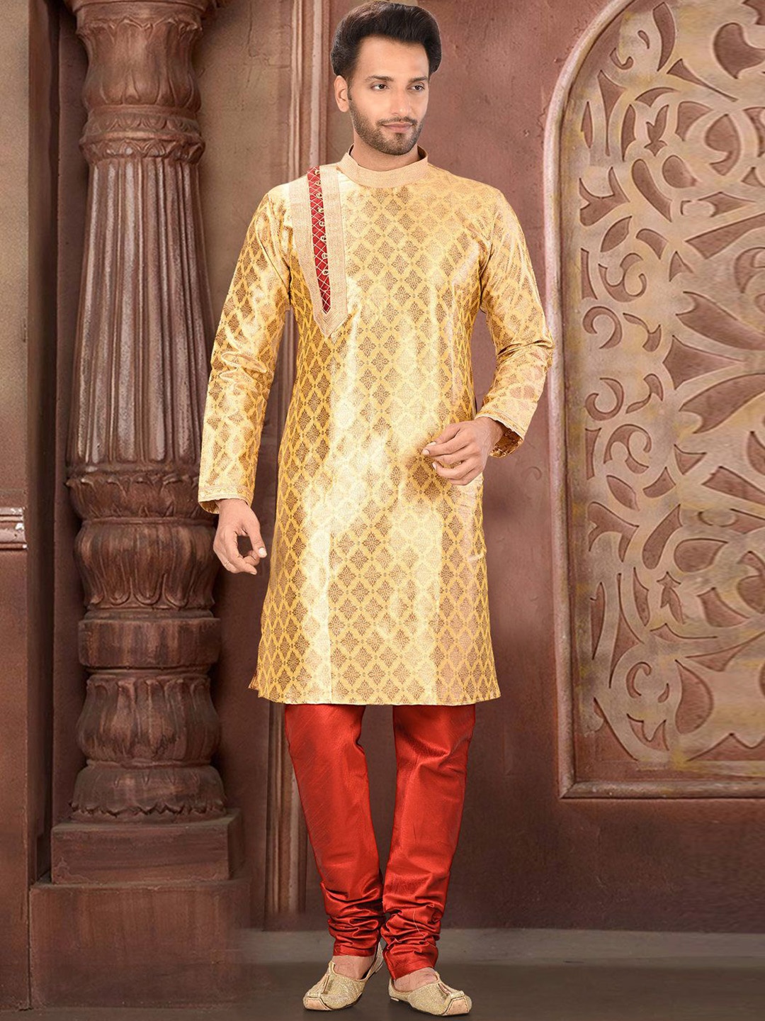 

RANAK Men Regular Kurta with Pyjamas, Gold