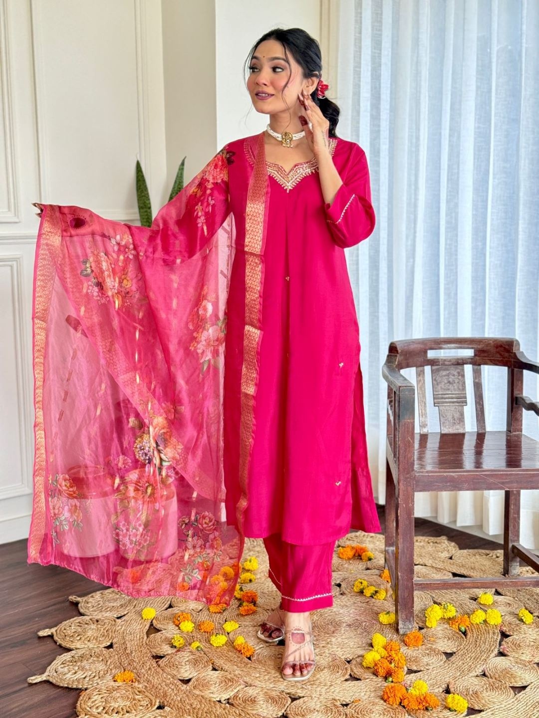 

KALINI Women Floral Embroidered Regular Kurta with Palazzos & With Dupatta, Pink