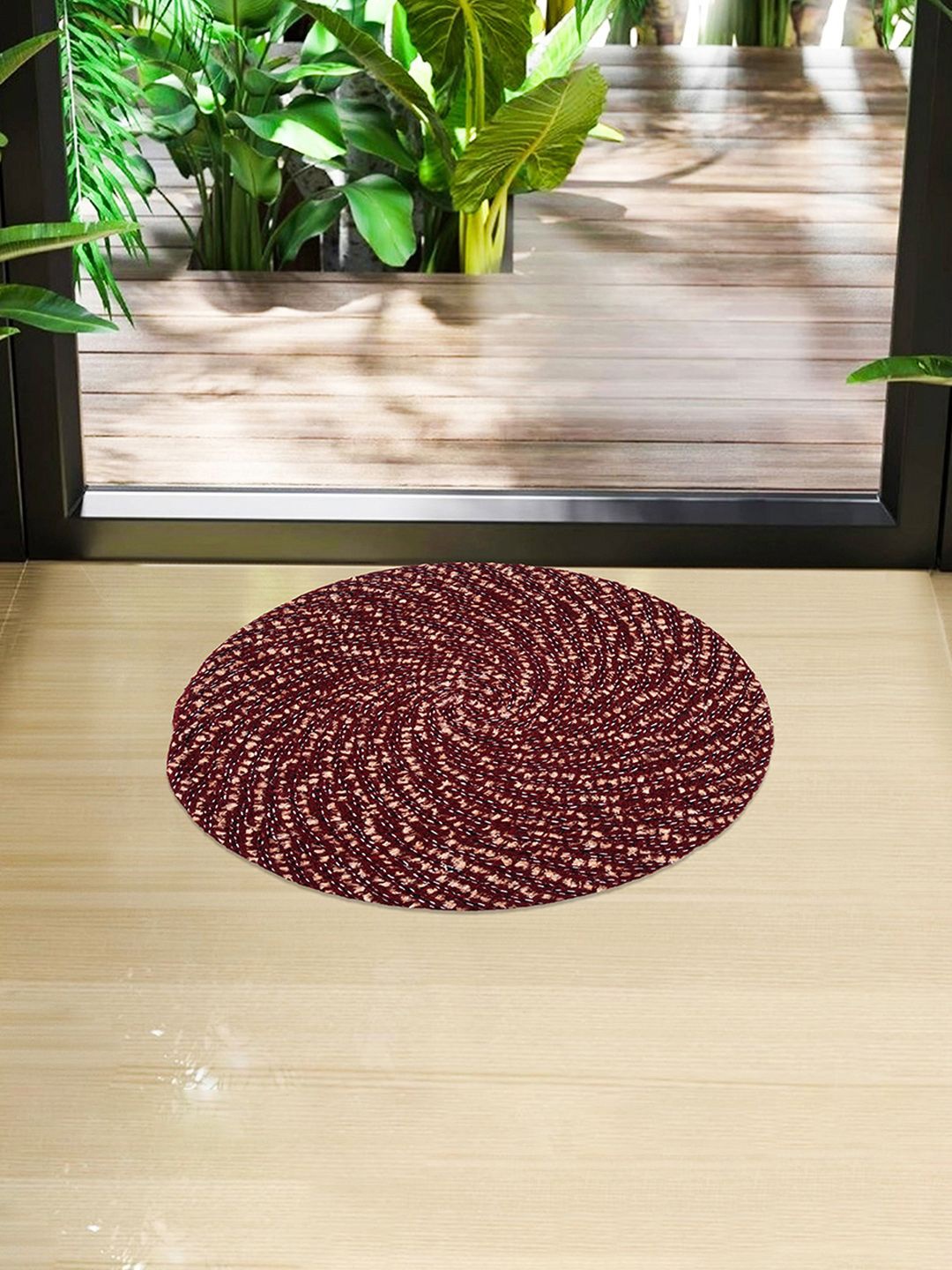 

Kuber Industries Brown Round Cotton Doormats, Maroon