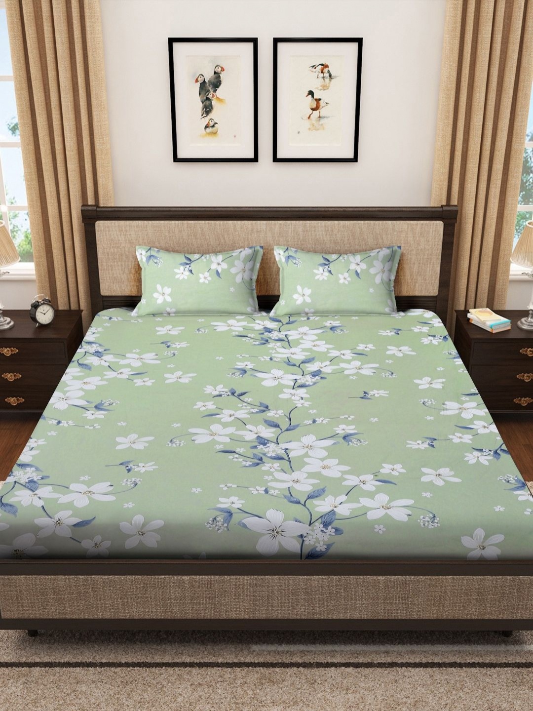 

Myntra Elegant Homes Green Printed Pure Cotton 400 TC King Bedsheet Set 2.50m x 2.25m