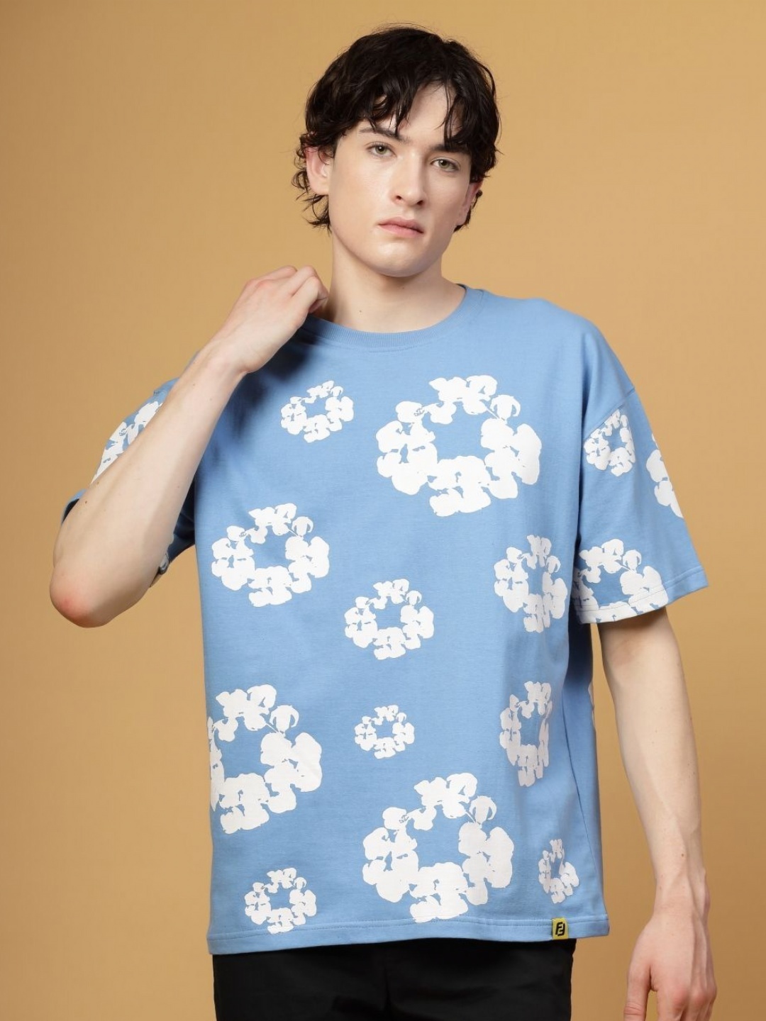 

FLYNOFF Men Floral Printed Drop-Shoulder Sleeves Applique T-shirt, Blue