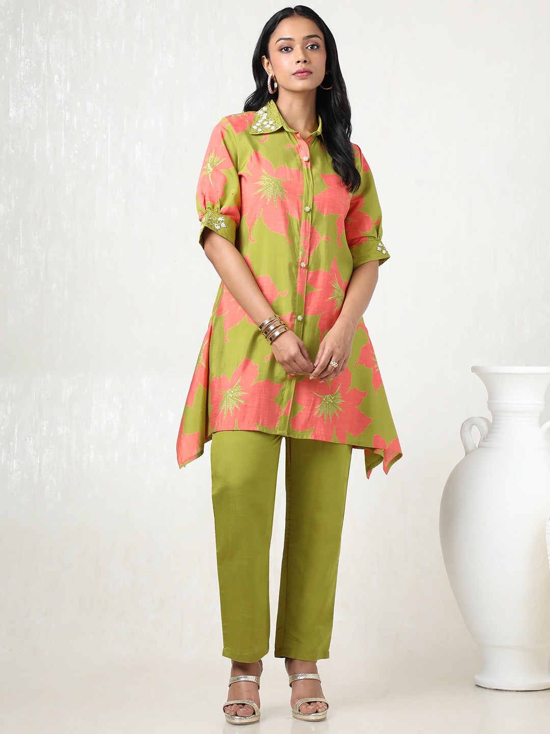 

Soch Women Floral Printed Regular Mirror Work Kurta with Trousers, Green