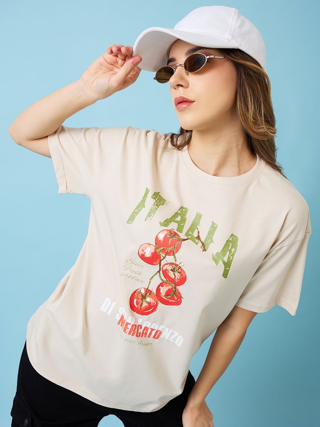

Mast & Harbour Women Printed Applique T-shirt, Cream