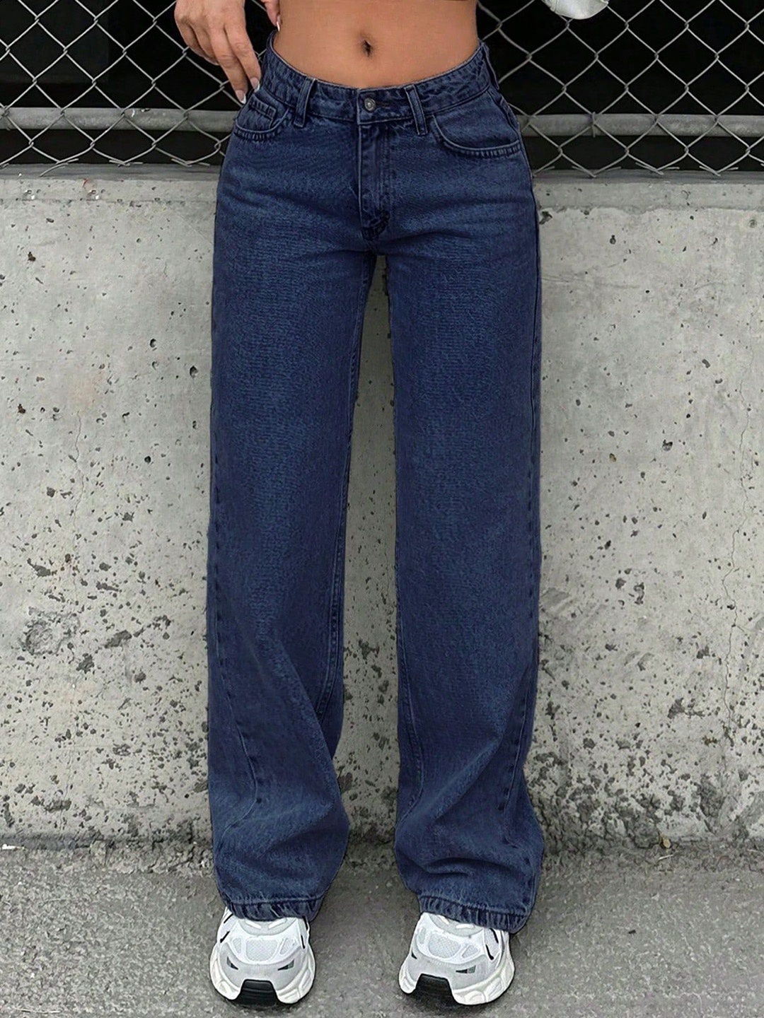 

DressBerry Women Comfort Straight Fit High-Rise Light Fade Acid Wash Stretchable Jeans, Navy blue