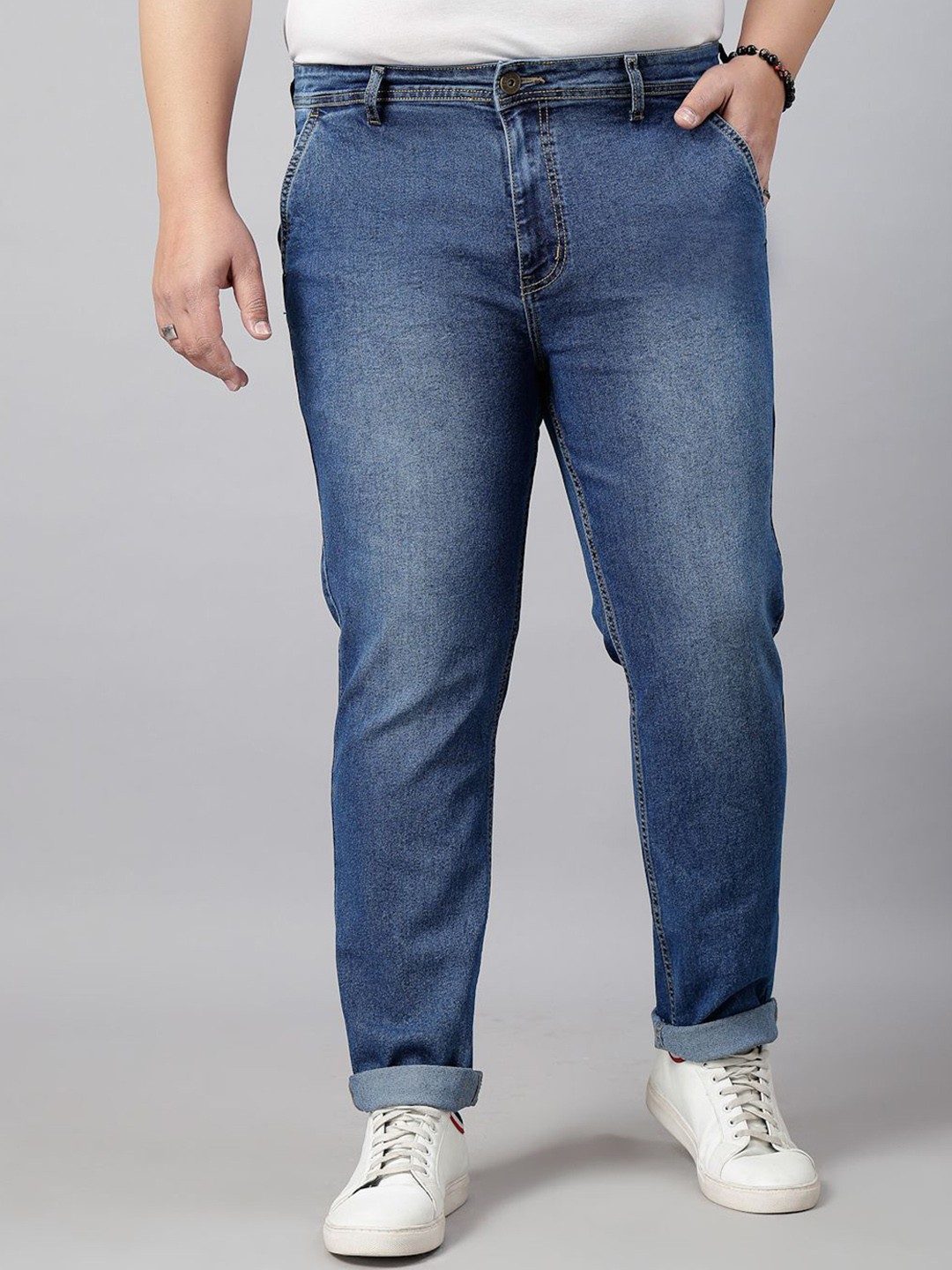 

Style Quotient Men Tapered Fit Light Fade Stretchable Jeans, Blue