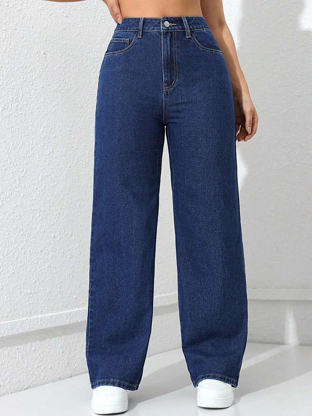 

DressBerry Women Comfort Straight Fit High-Rise Light Fade Acid Wash Stretchable Jeans, Navy blue