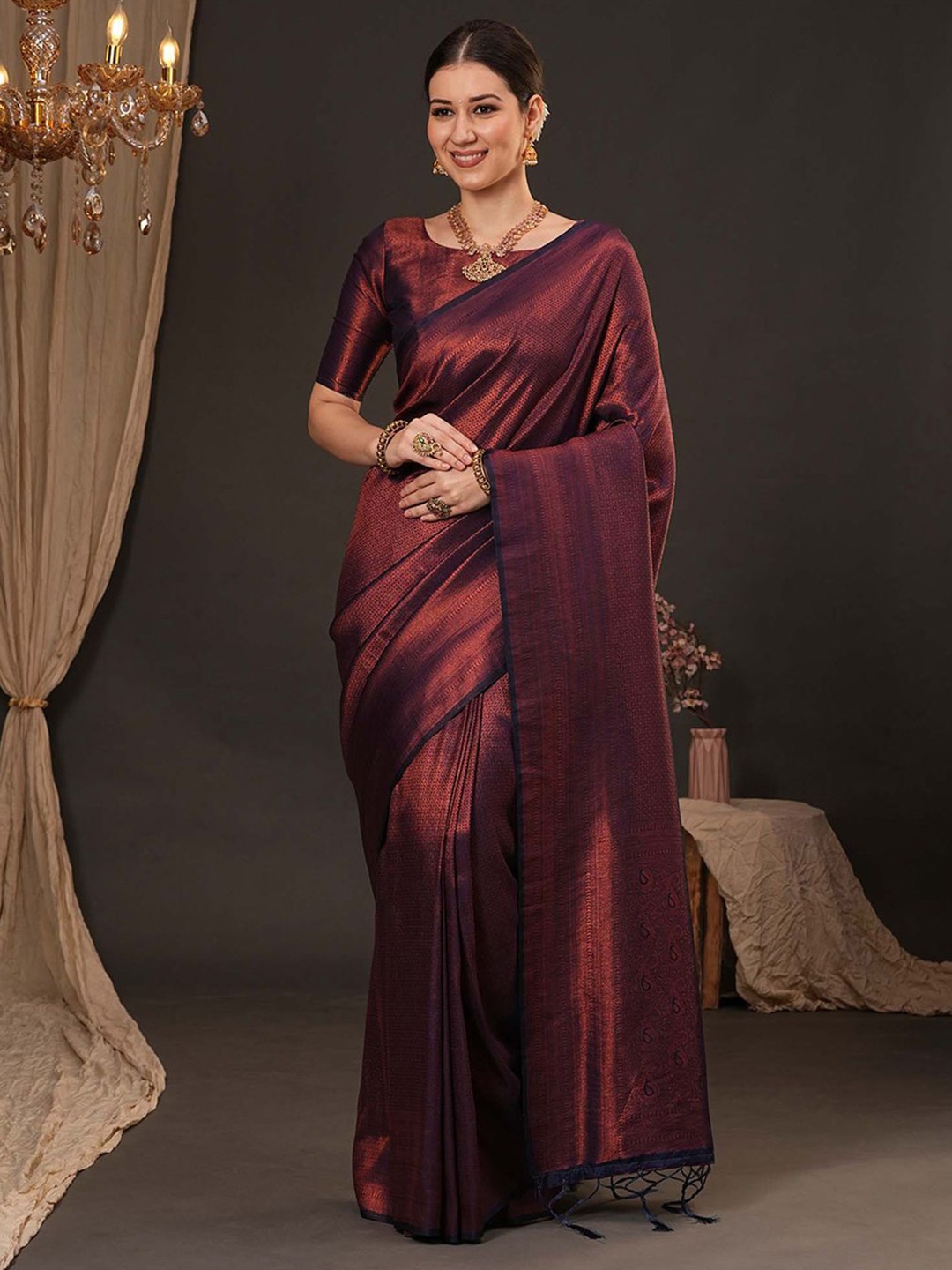 

Mitera Ethnic Motifs Zari Silk Blend Kanjeevaram Saree, Purple